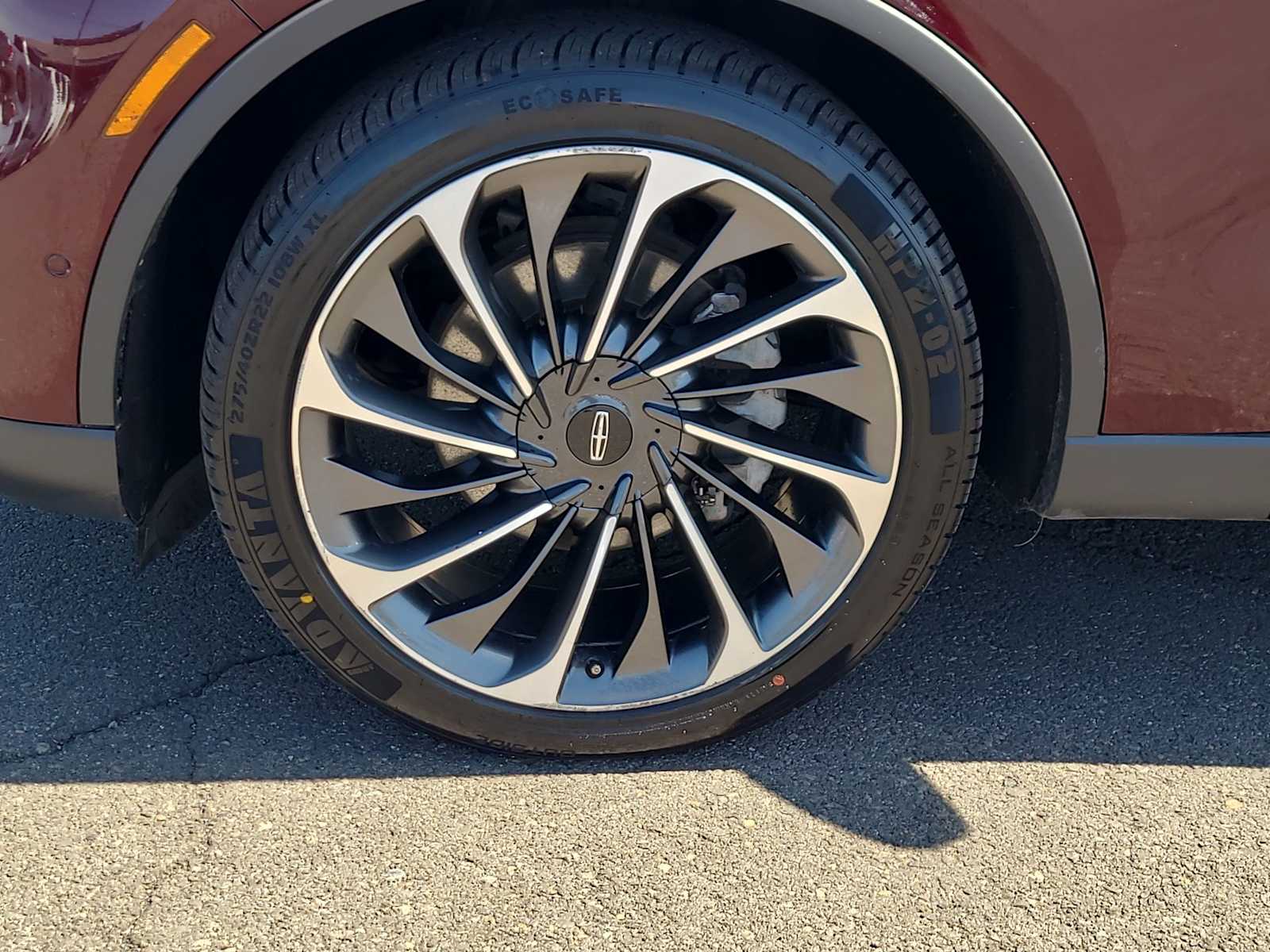 Thumbnail: 2020 Lincoln Aviator - 16