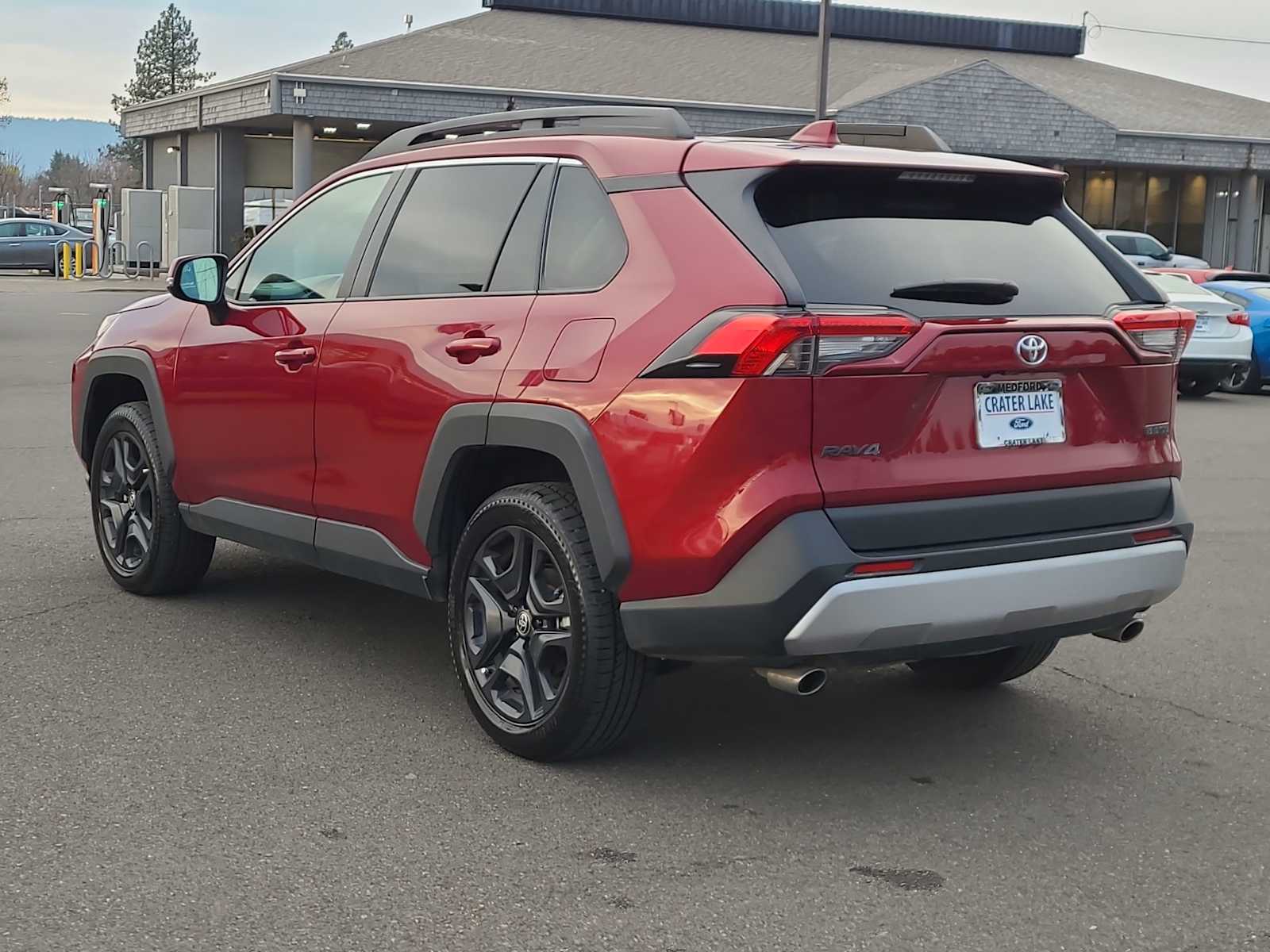 Thumbnail: 2024 Toyota RAV4 - 12