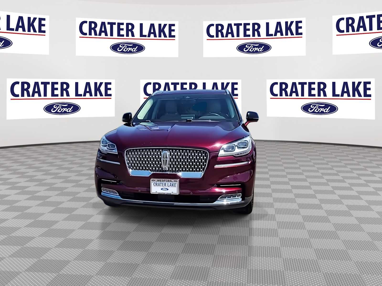 Thumbnail: 2020 Lincoln Aviator - 3