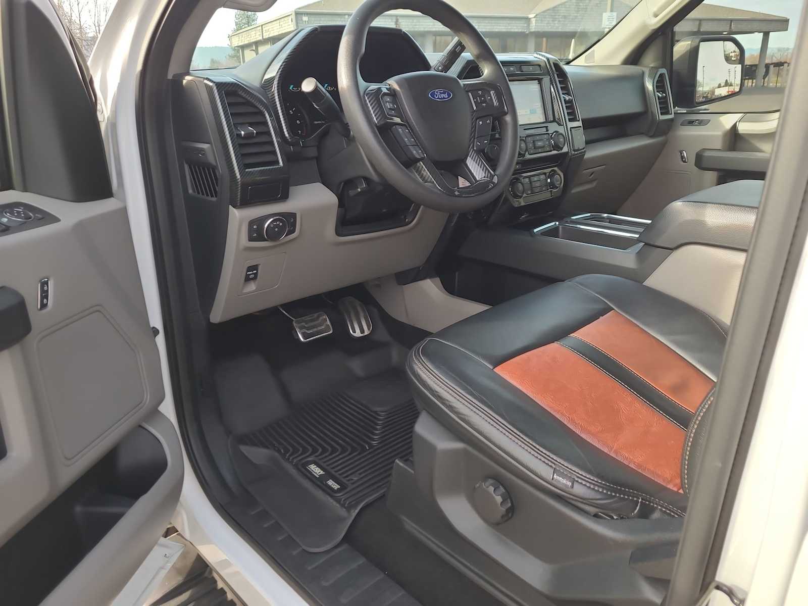 Thumbnail: 2018 Ford F-150 - 10