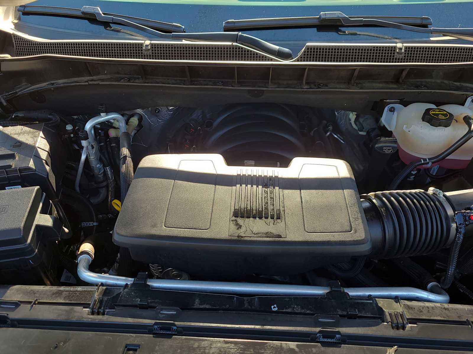 Thumbnail: 2024 Chevrolet Tahoe - 17