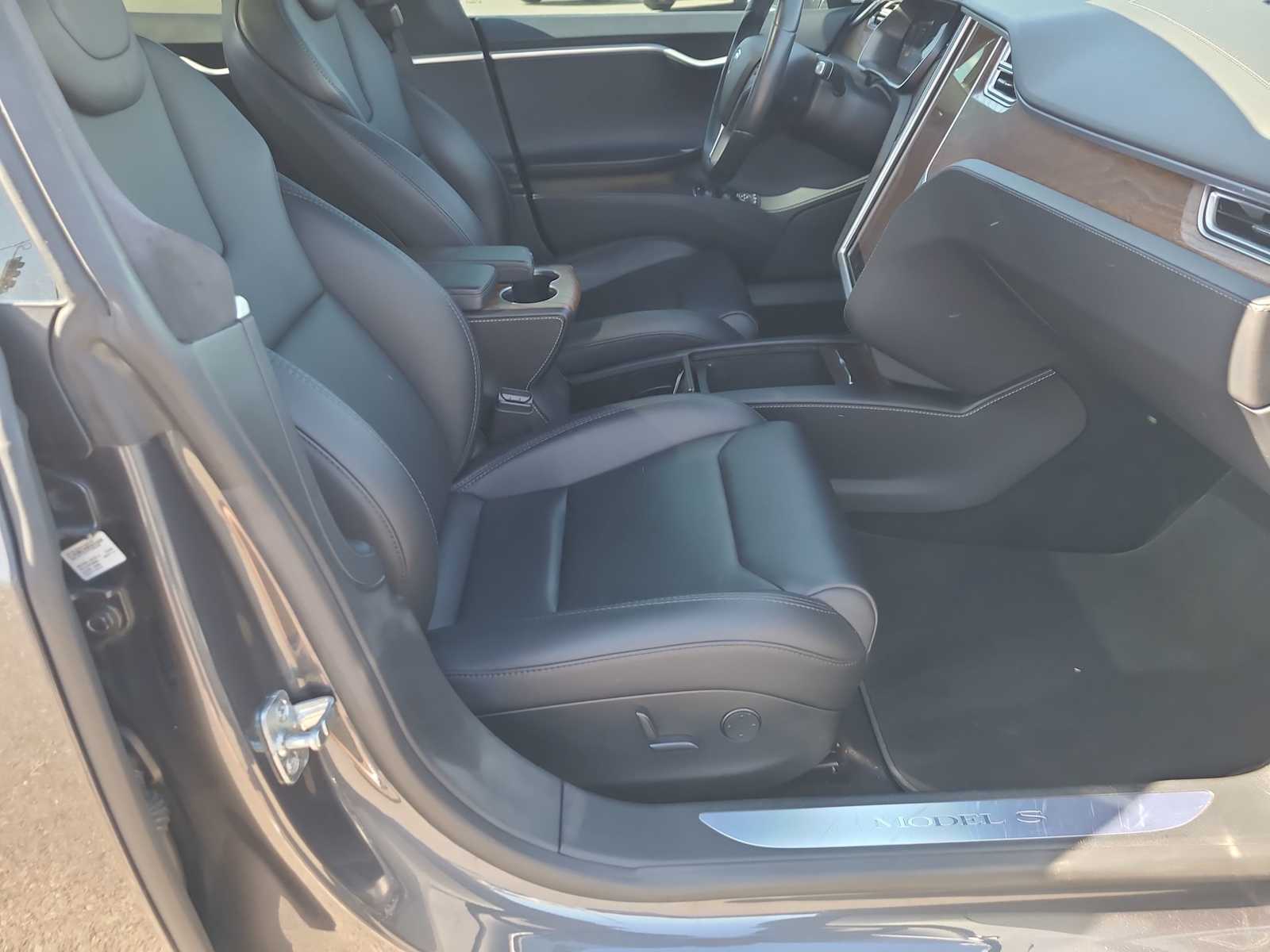 Thumbnail: 2018 Tesla Model S - 22