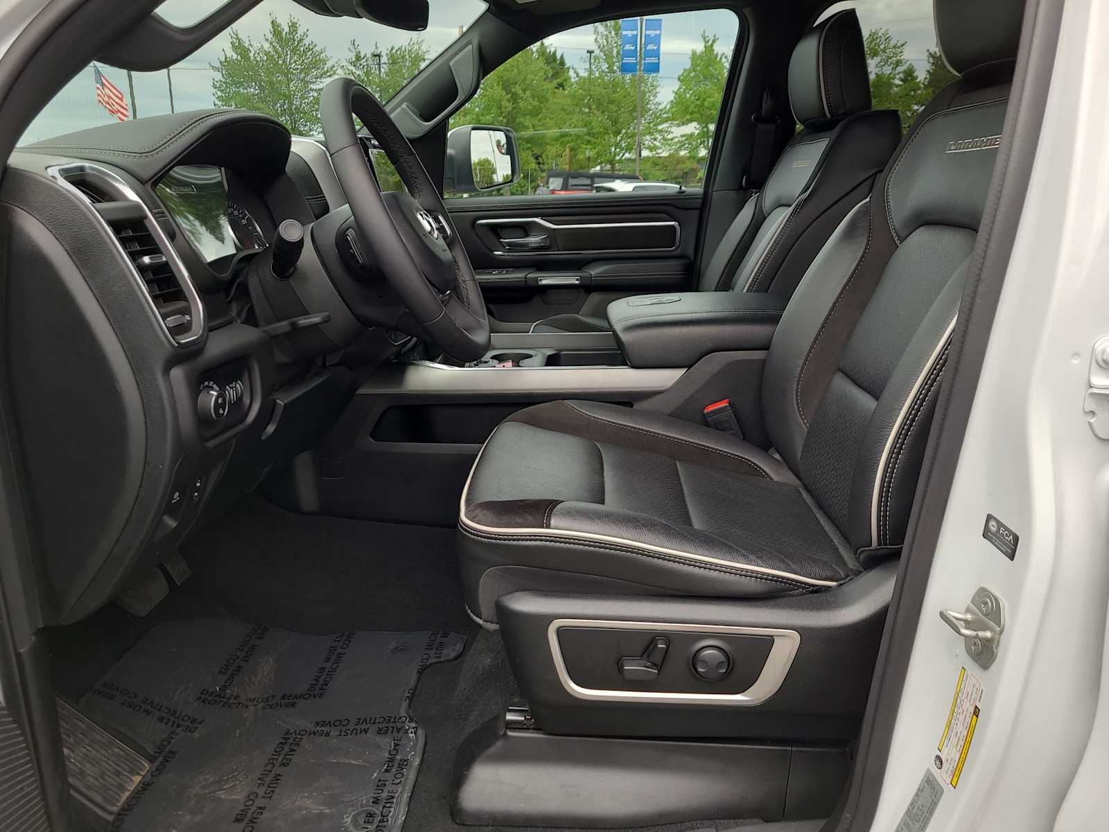 Thumbnail: 2025 RAM 1500 - 19