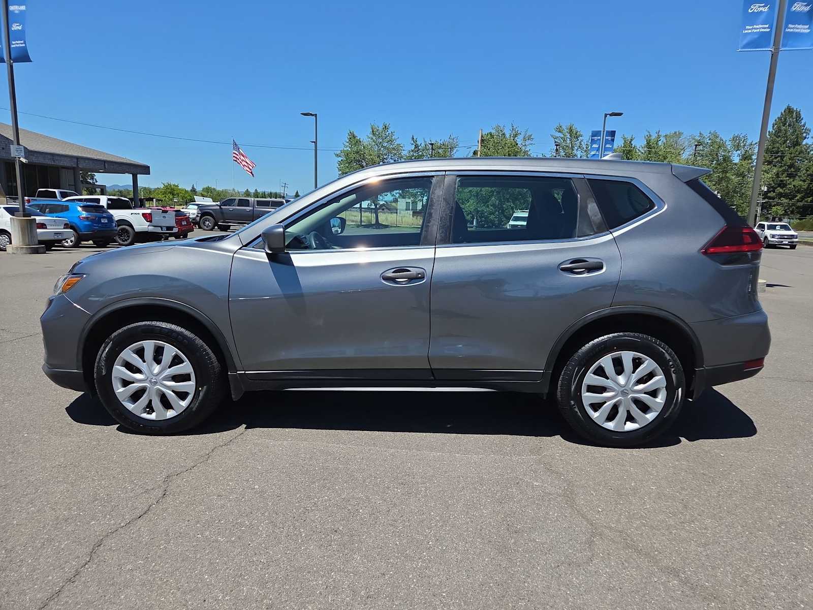 Thumbnail: 2020 Nissan Rogue - 11