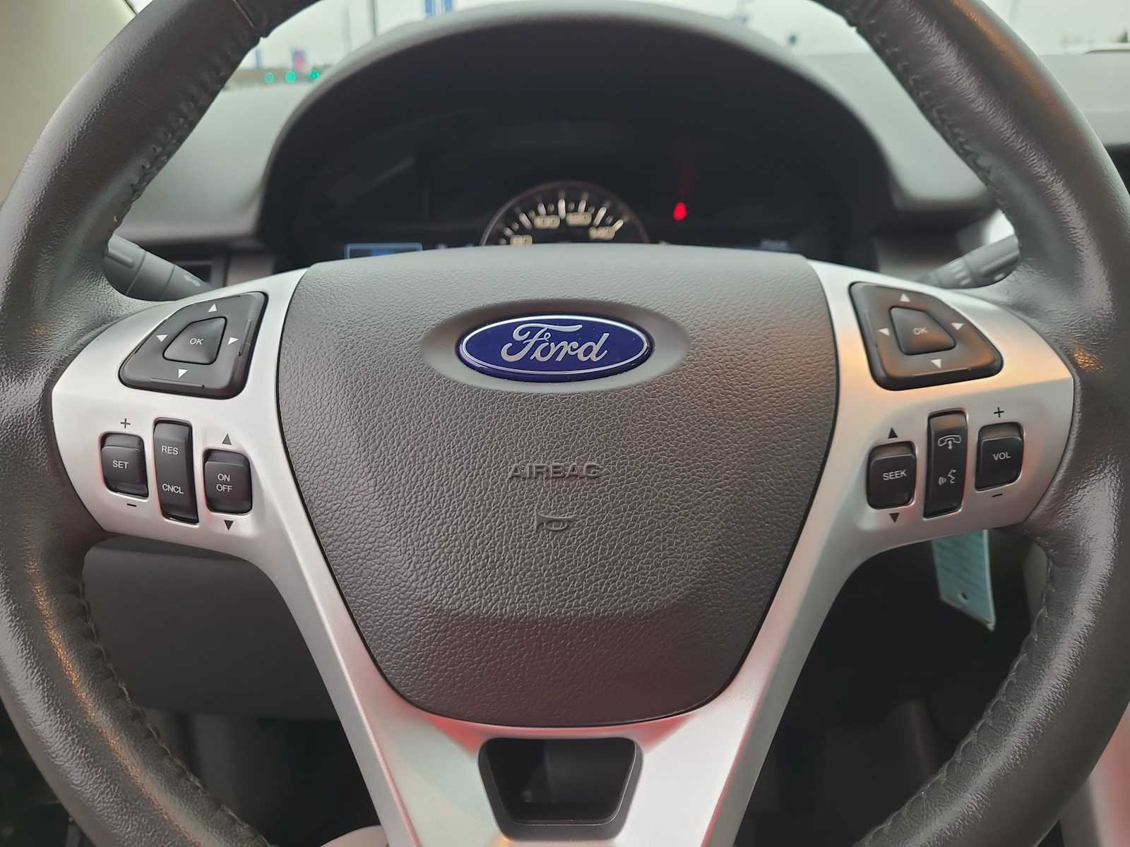 Thumbnail: 2013 Ford Edge - 23