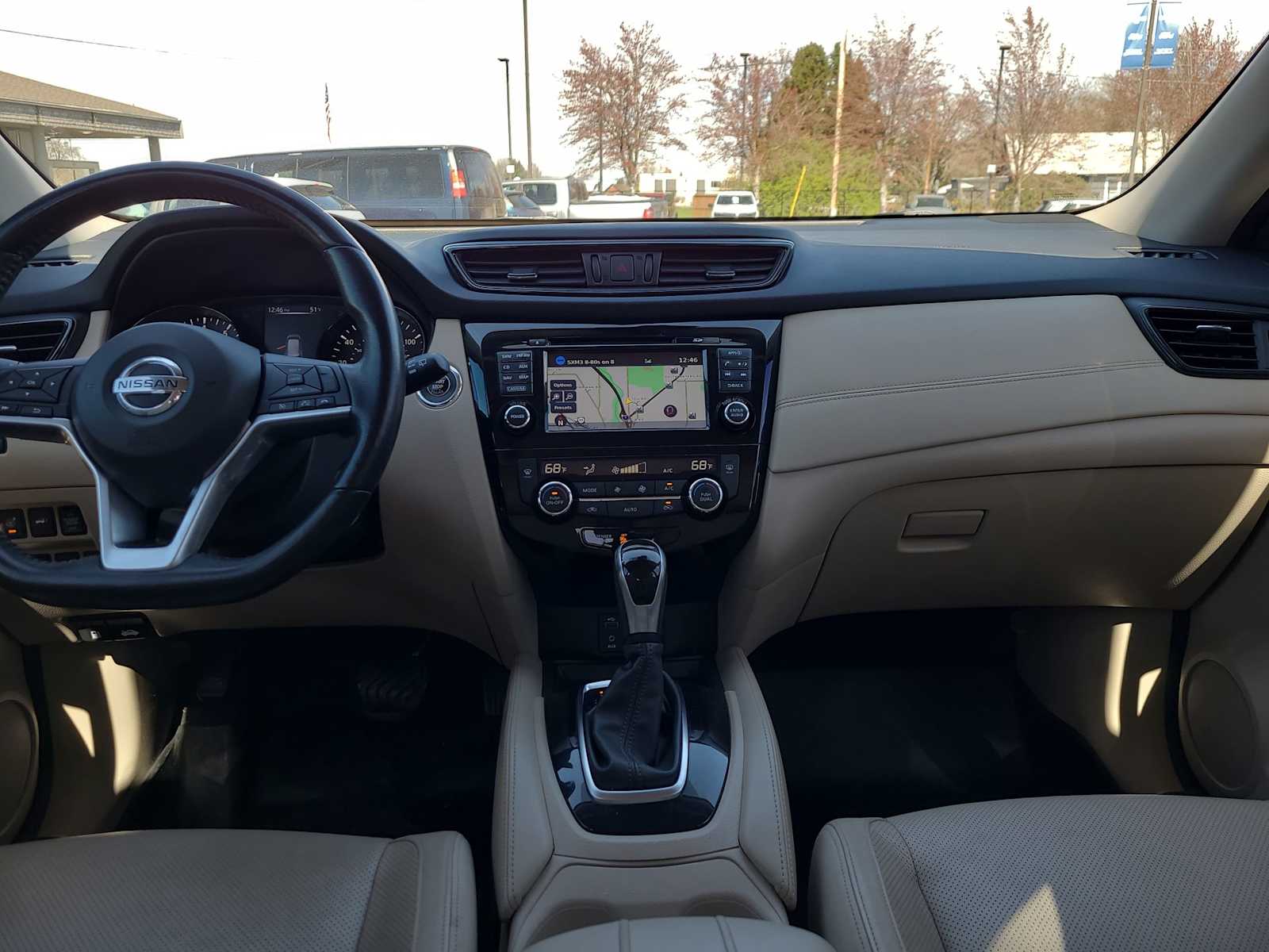 Thumbnail: 2017 Nissan Rogue - 18