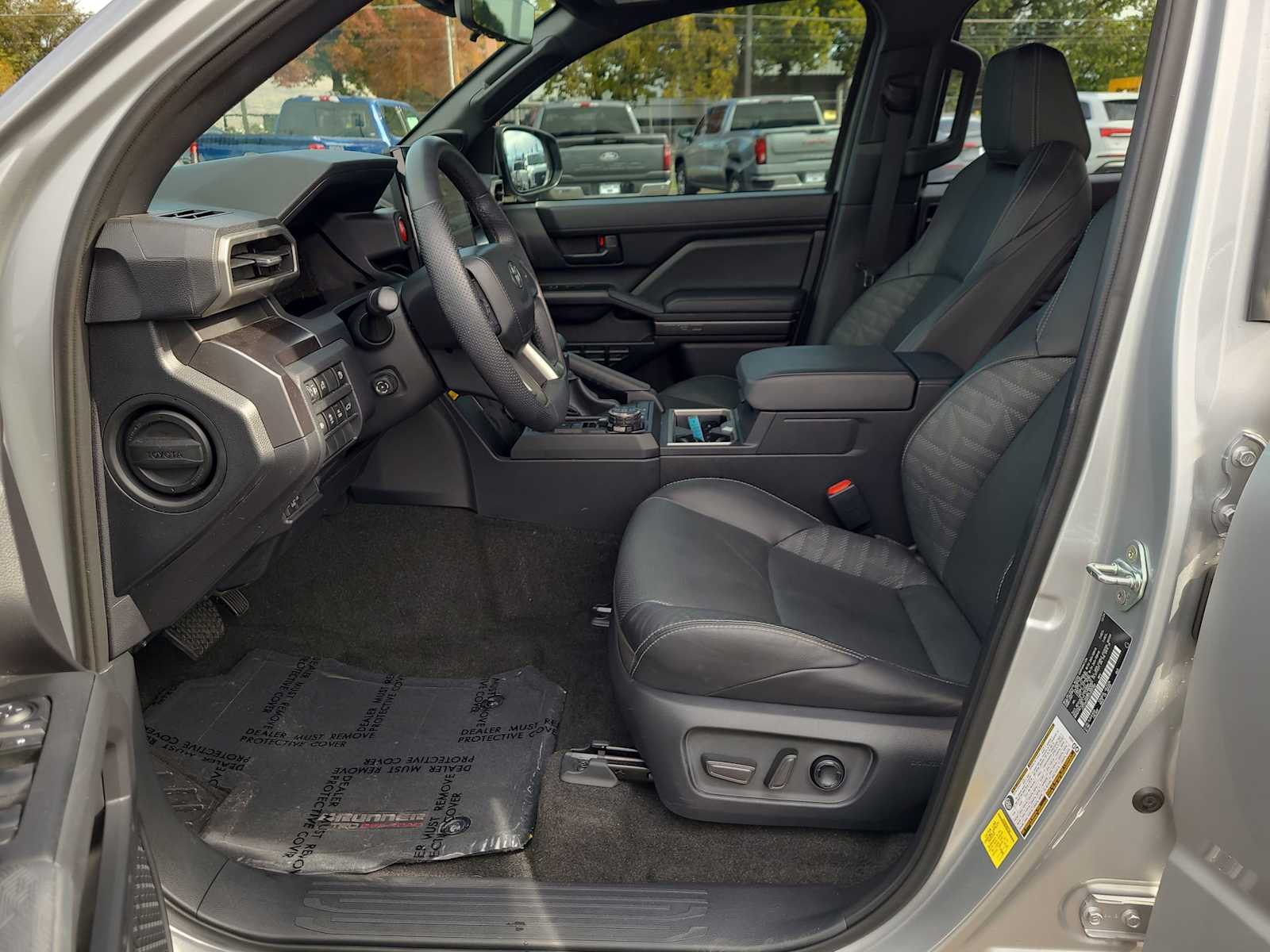 Thumbnail: 2025 Toyota 4Runner - 19