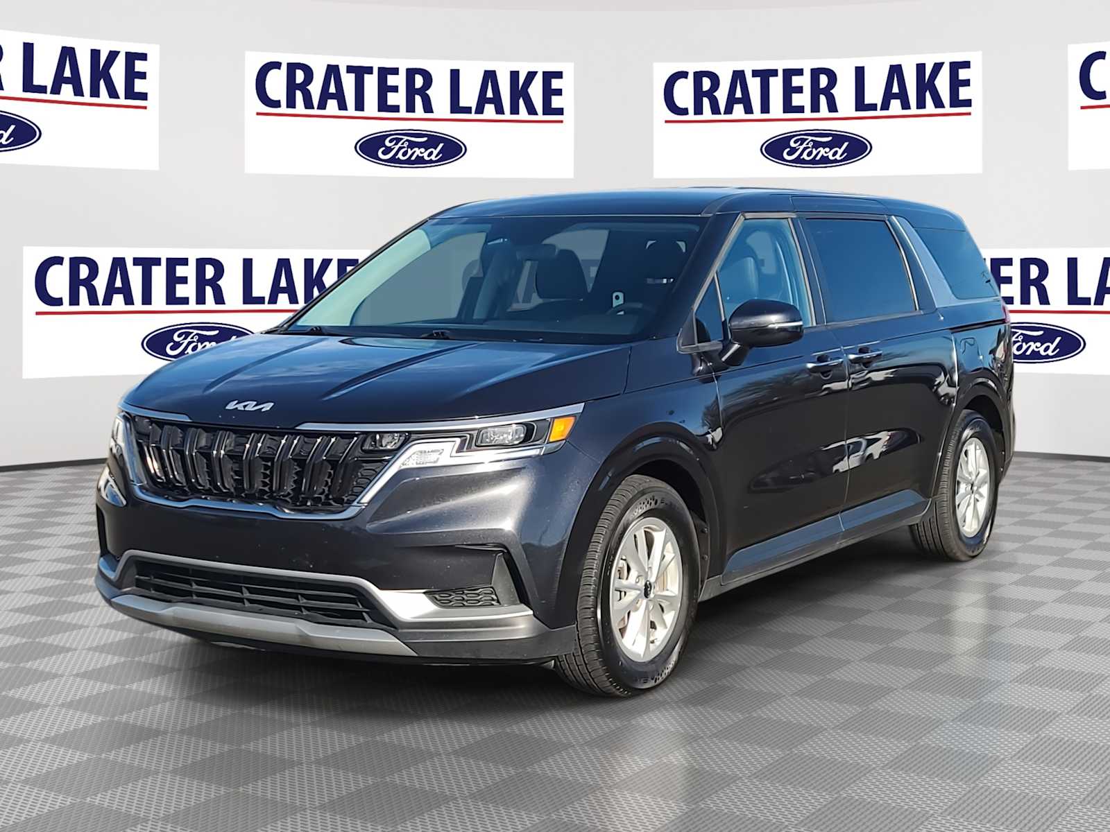 Thumbnail: 2024 Kia Carnival - 1