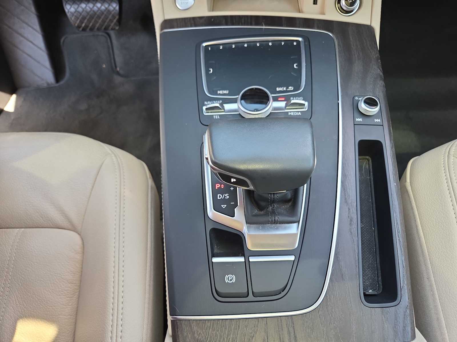 Thumbnail: 2018 Audi Q5 - 25