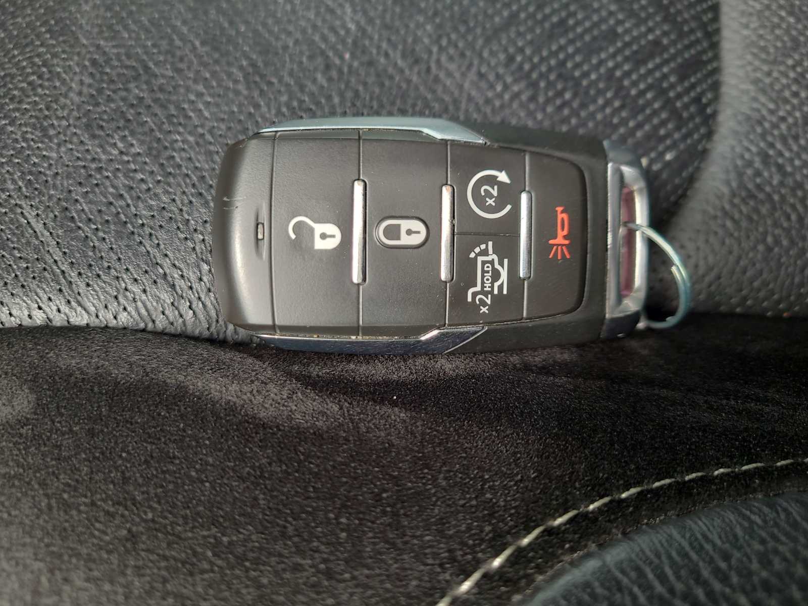 Thumbnail: 2025 RAM 1500 - 28