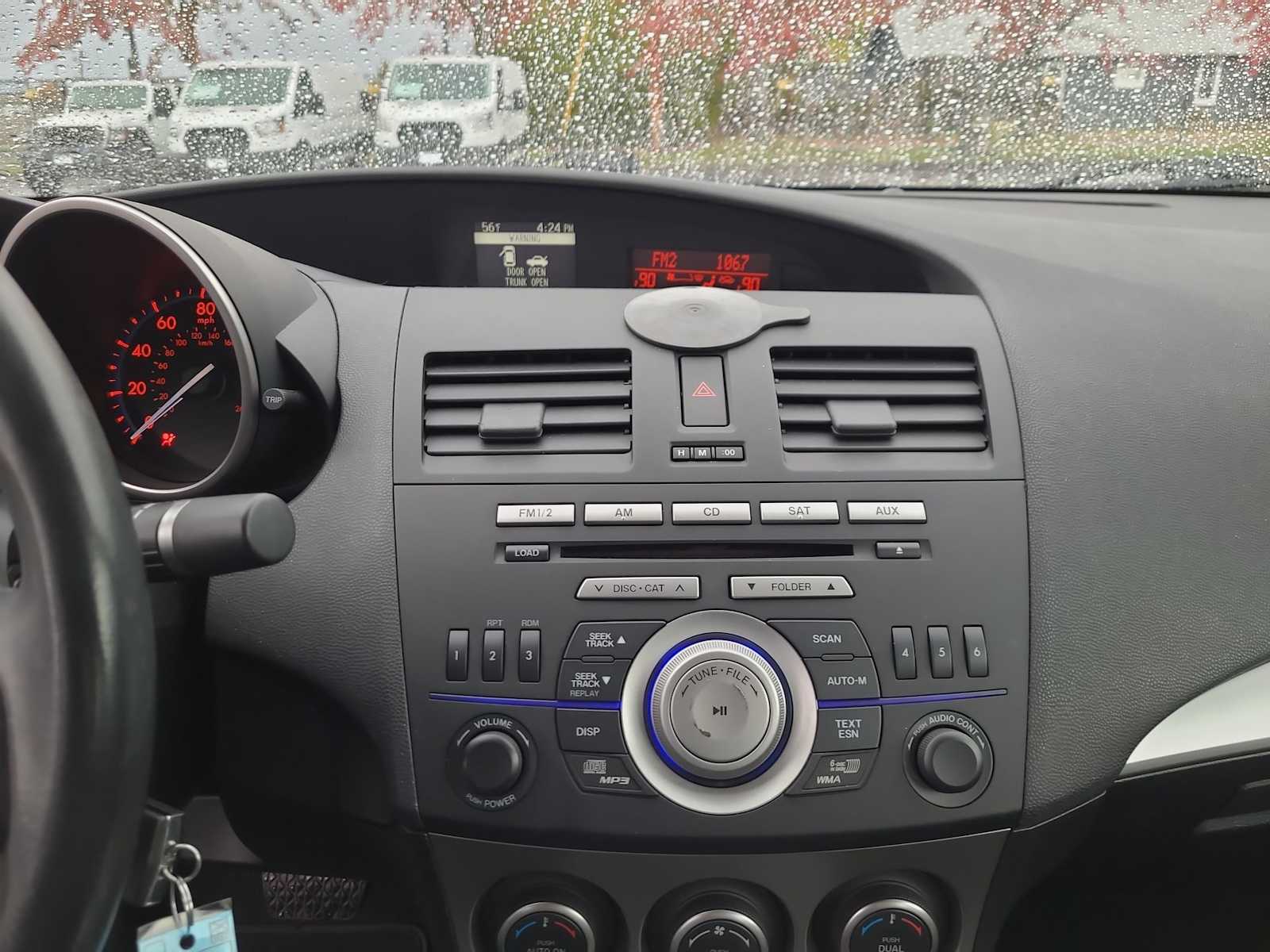 Thumbnail: 2010 Mazda Mazda3 - 24