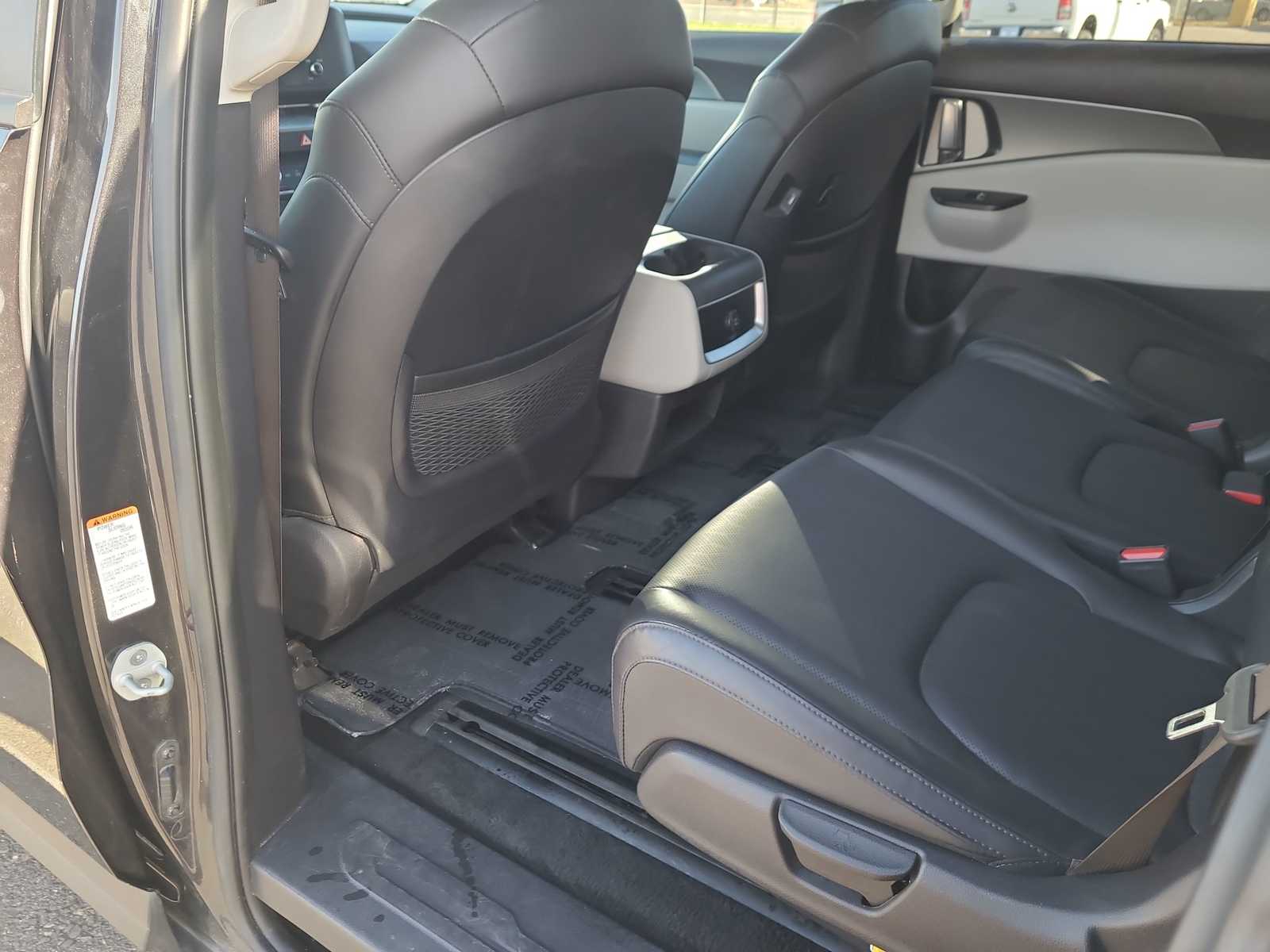 Thumbnail: 2024 Kia Carnival - 20