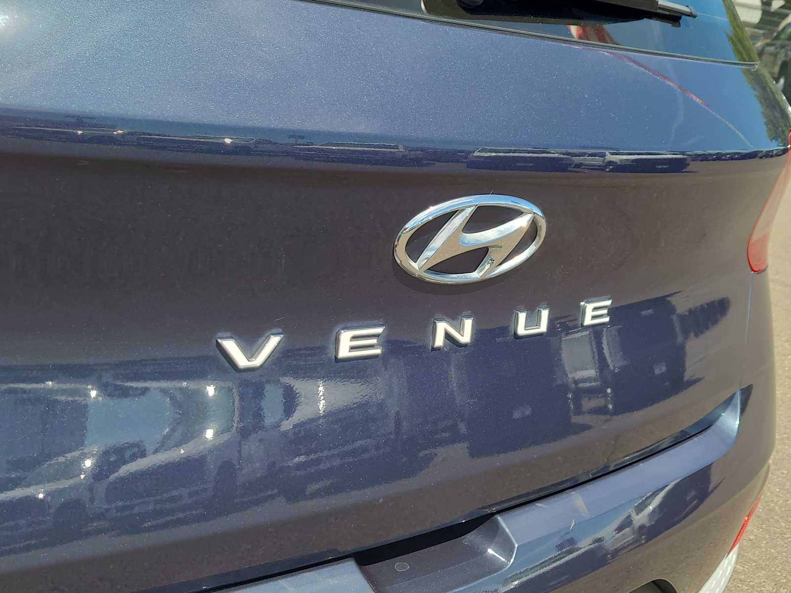 Thumbnail: 2021 Hyundai Venue - 15