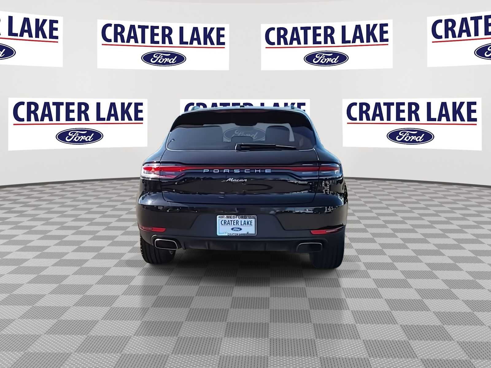 Thumbnail: 2021 Porsche Macan - 7