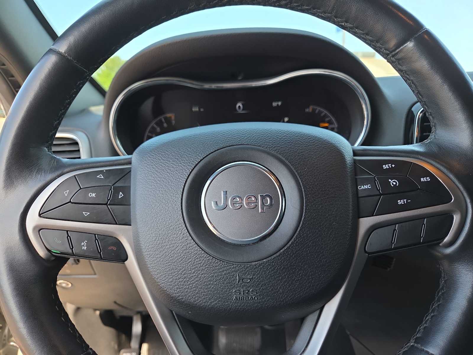 Thumbnail: 2019 Jeep Grand Cherokee - 23