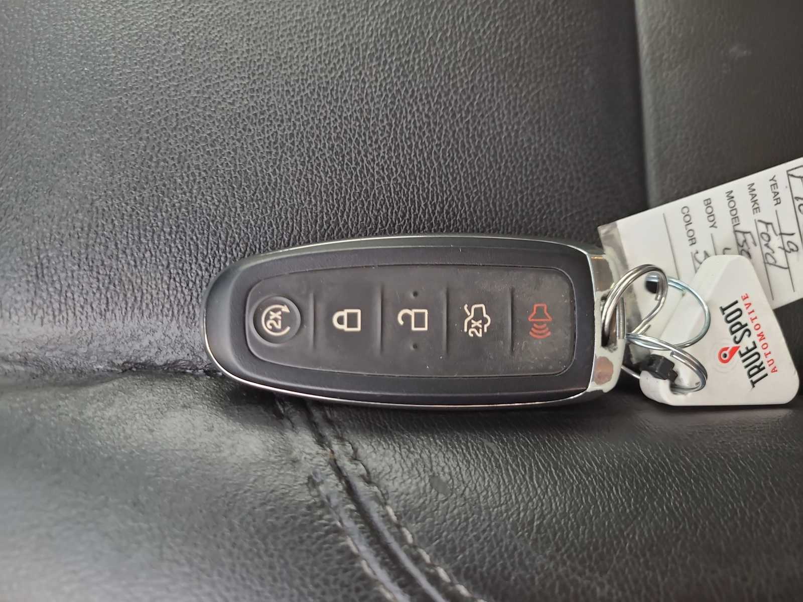 Thumbnail: 2019 Ford Escape - 27