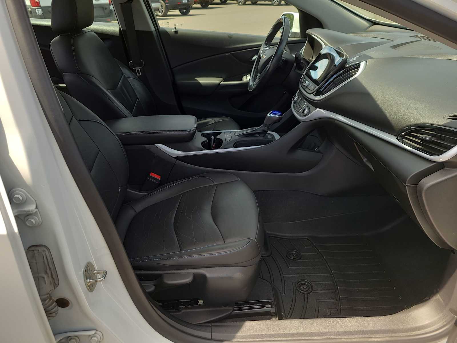Thumbnail: 2019 Chevrolet Volt - 22