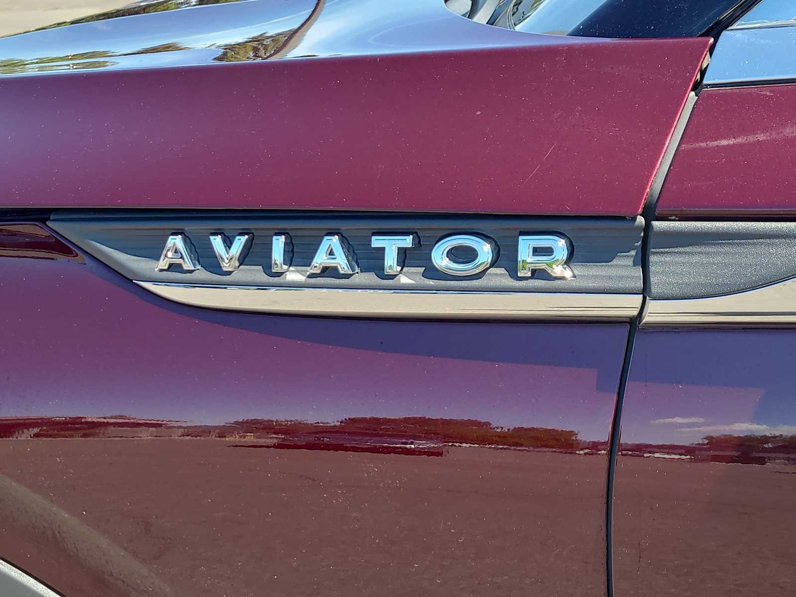 Thumbnail: 2020 Lincoln Aviator - 15