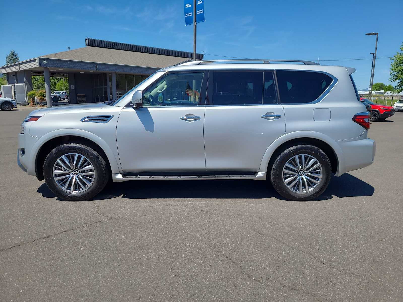 Thumbnail: 2023 Nissan Armada - 11