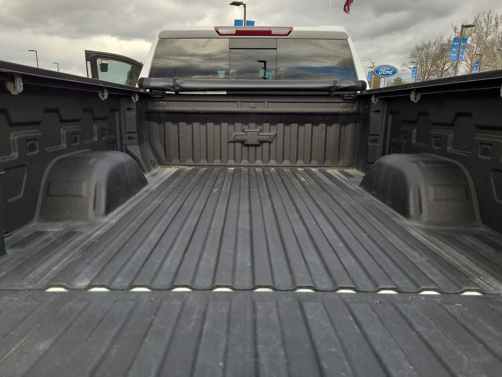 Thumbnail: 2021 Chevrolet Silverado 1500 - 27