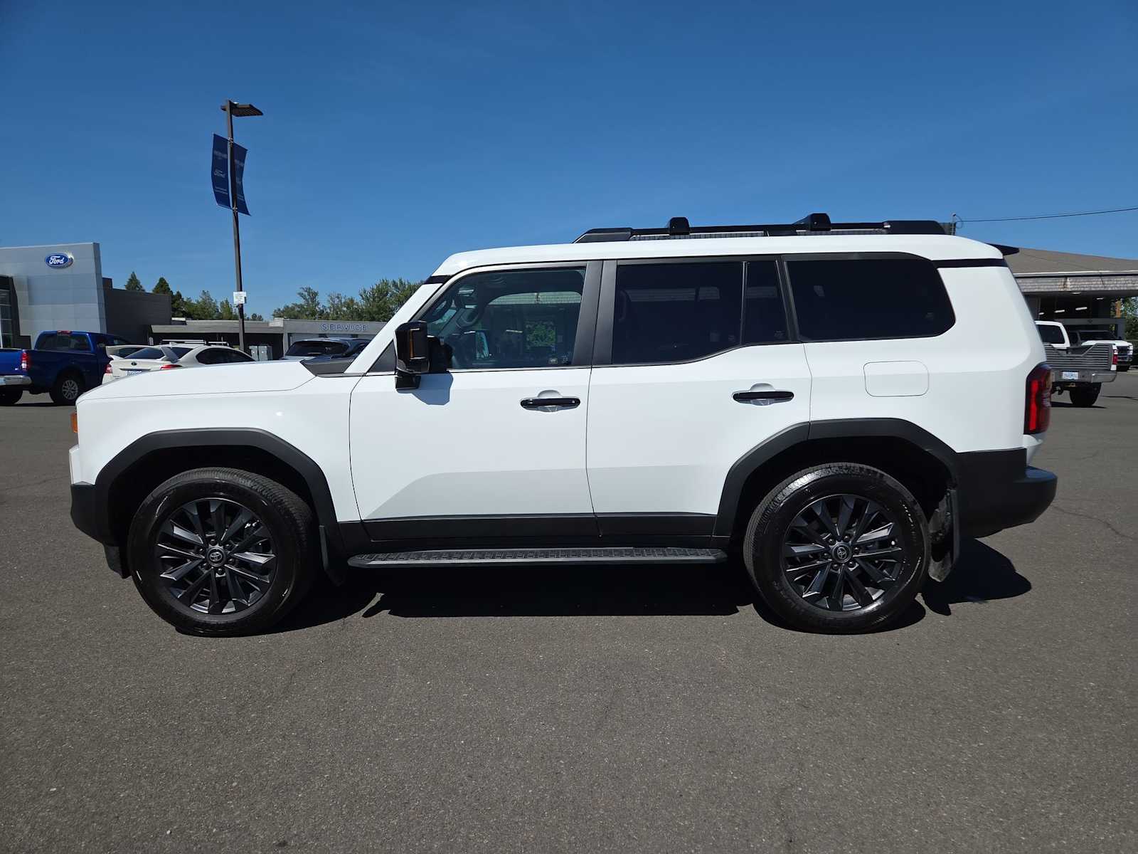 Thumbnail: 2025 Toyota Land Cruiser - 11