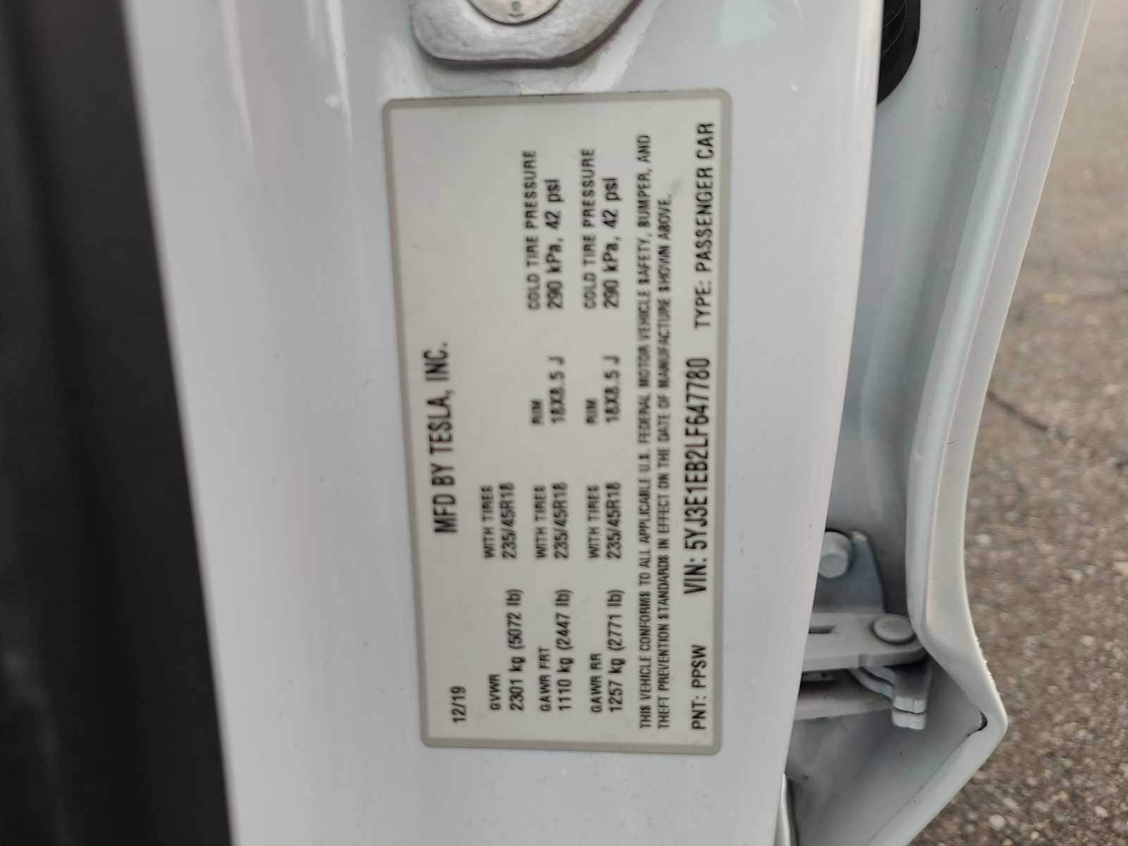 Thumbnail: 2020 Tesla Model 3 - 29