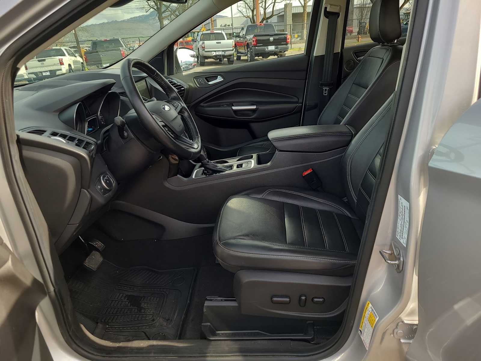 Thumbnail: 2019 Ford Escape - 19