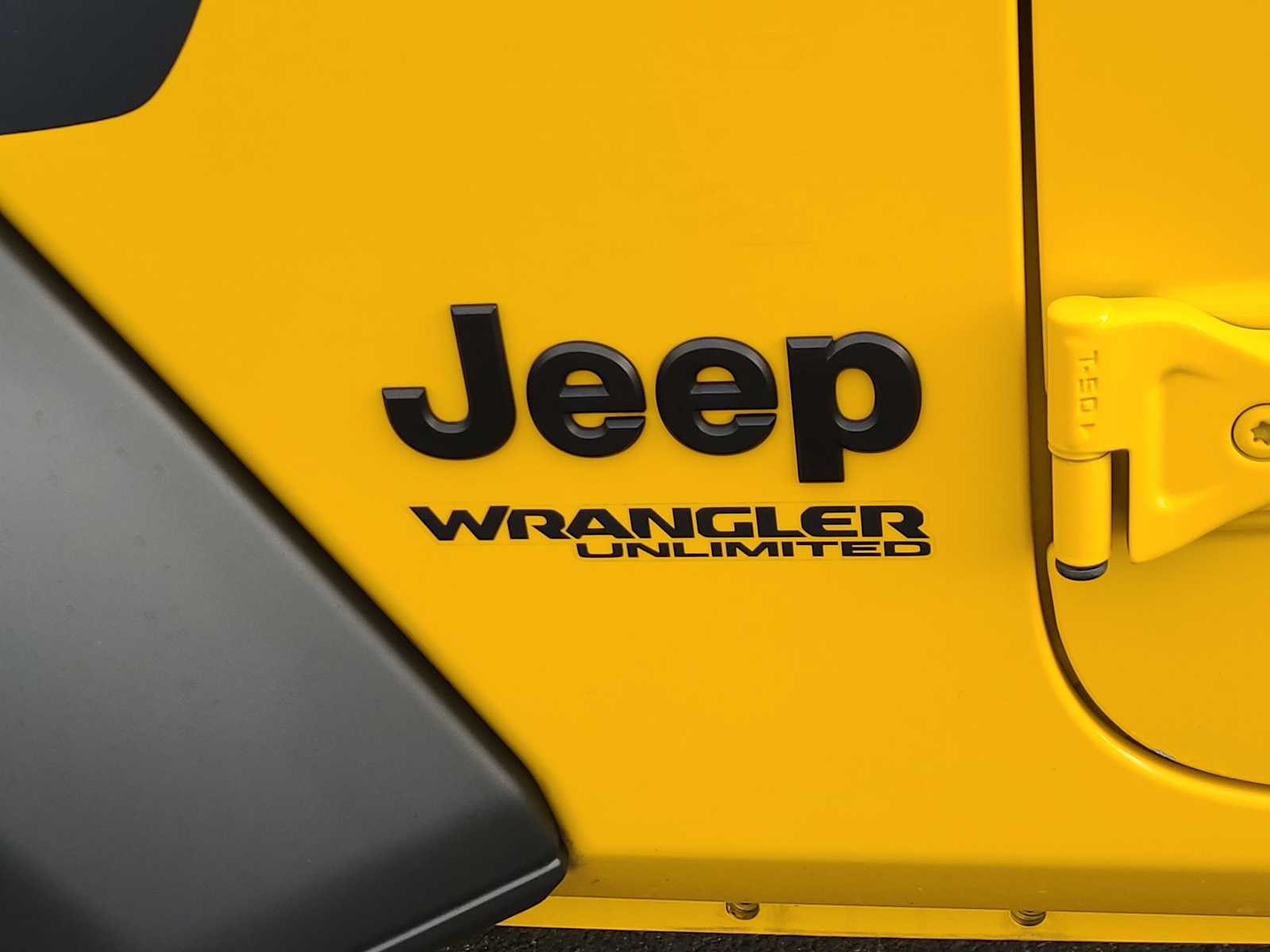 Thumbnail: 2021 Jeep Wrangler - 15