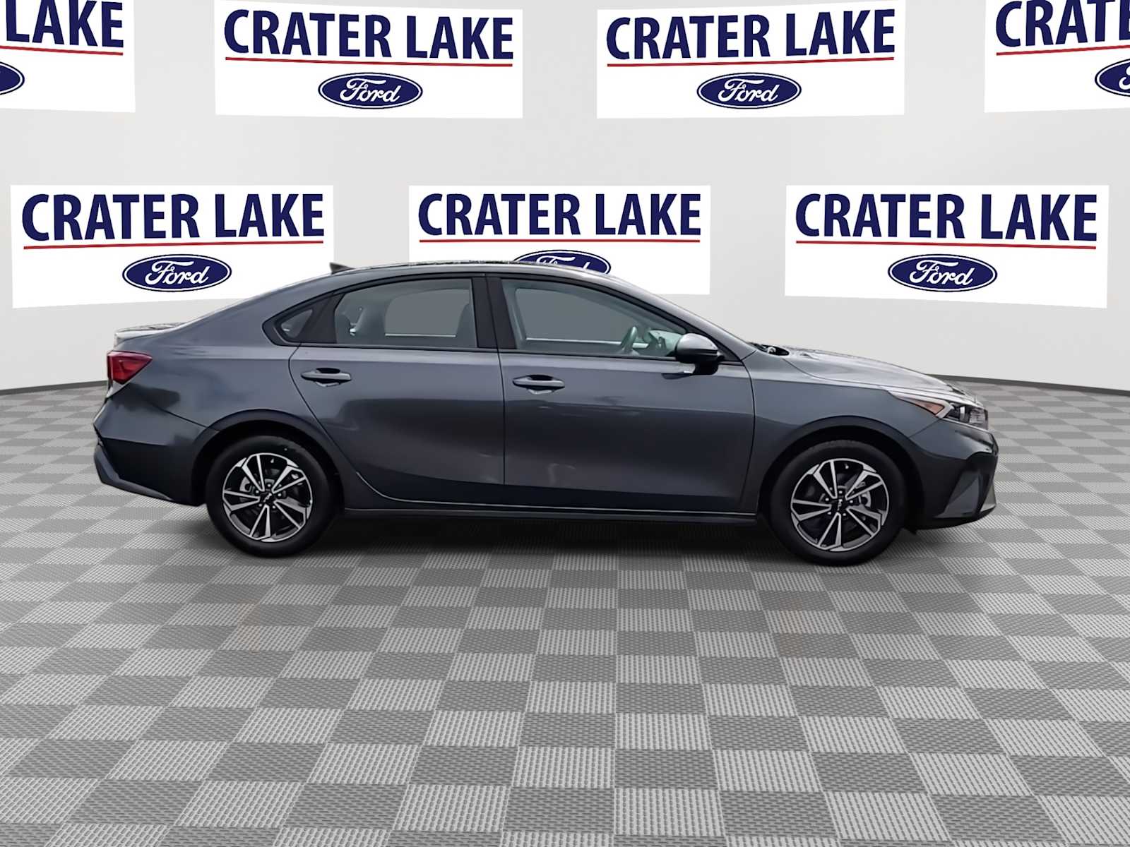 Thumbnail: 2024 Kia Forte - 9