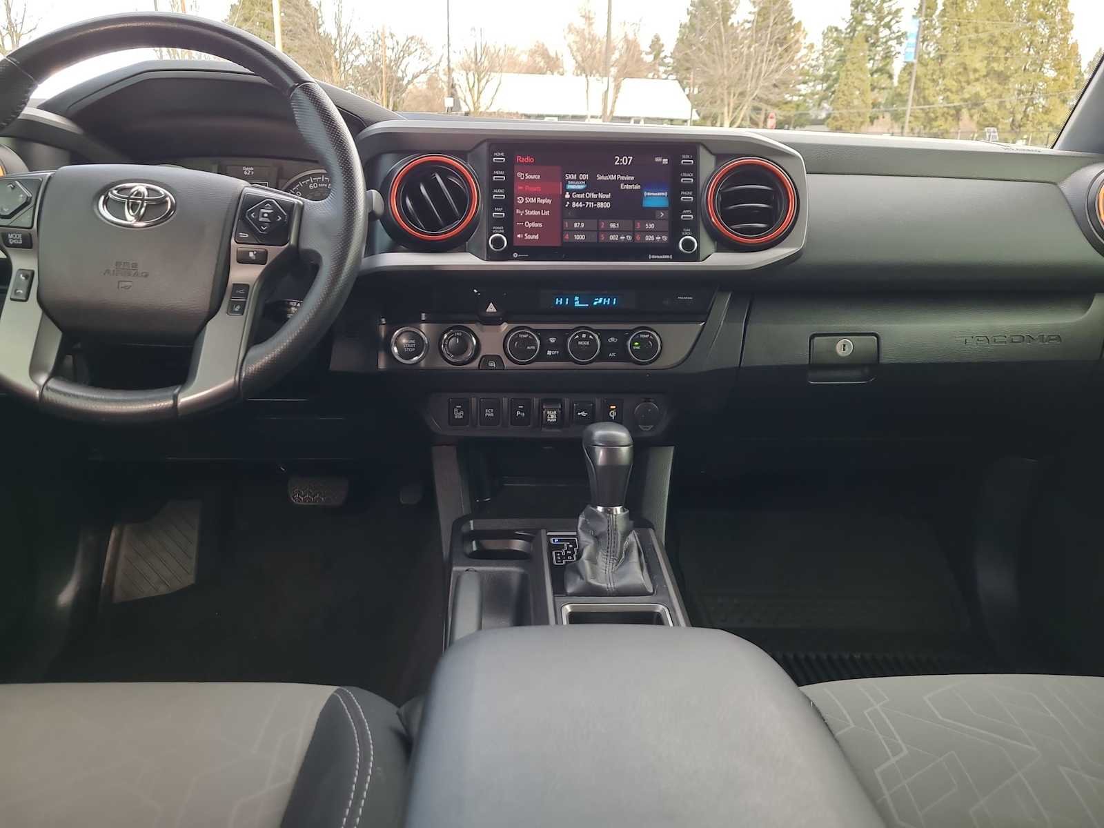 Thumbnail: 2022 Toyota Tacoma - 18