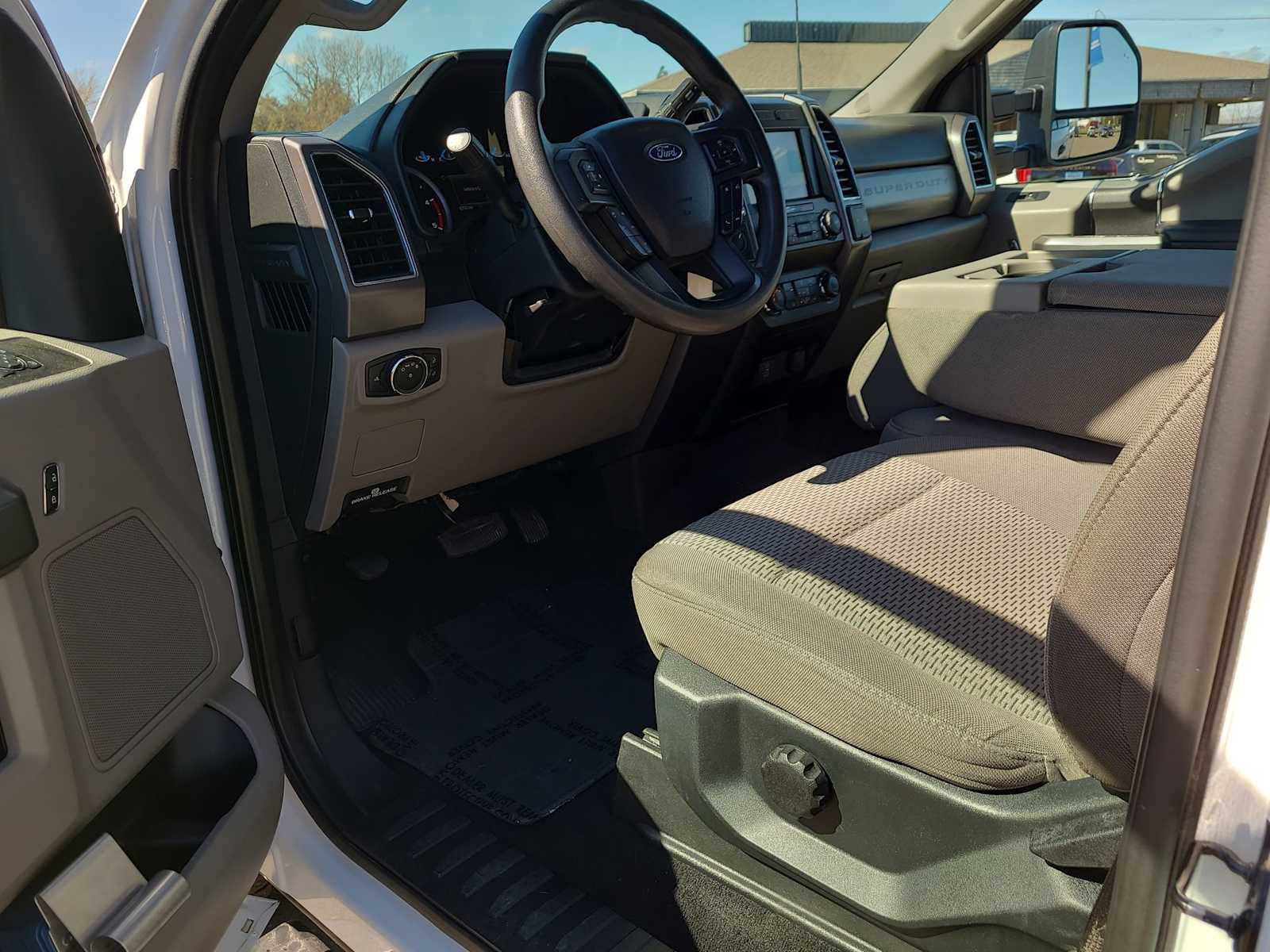 Thumbnail: 2020 Ford F-250 - 10