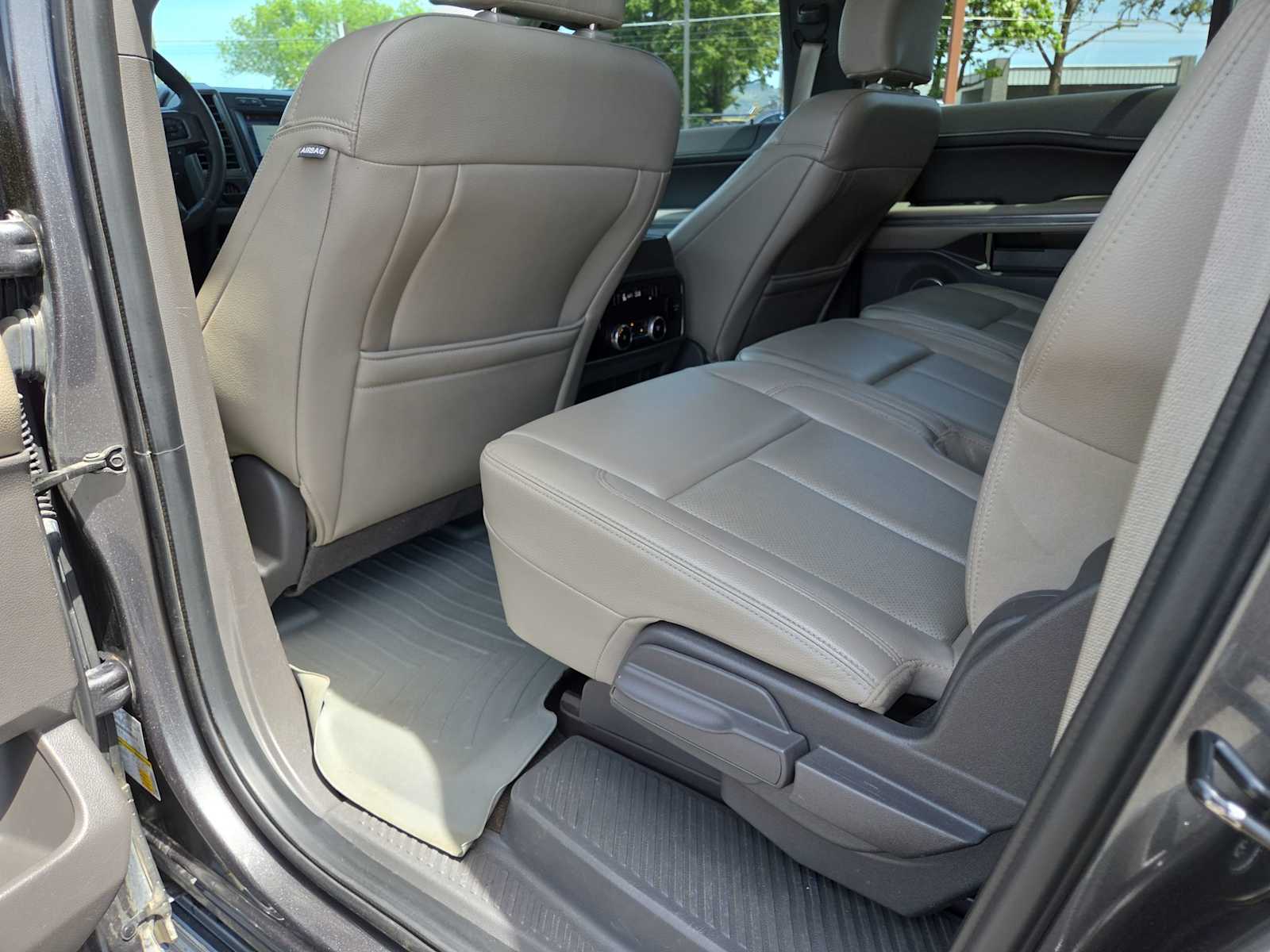 Thumbnail: 2019 Ford Expedition MAX - 20