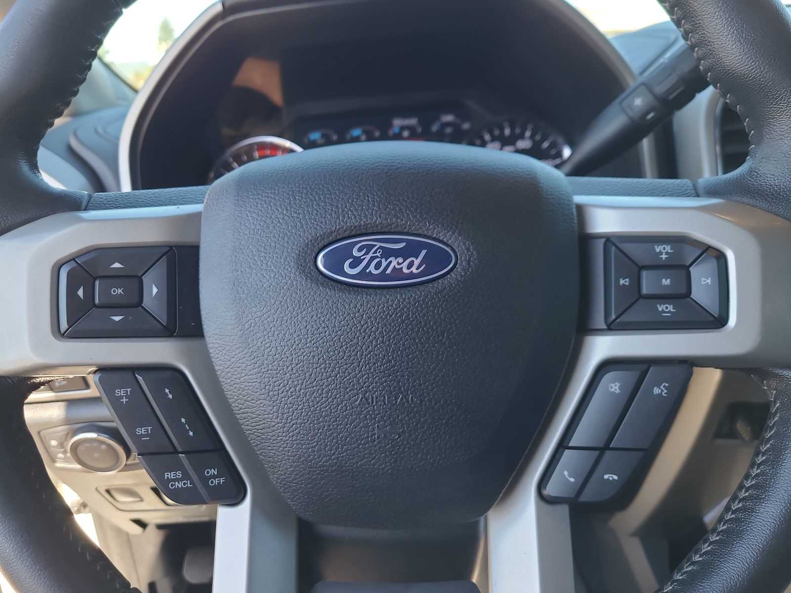 Thumbnail: 2020 Ford F-350 - 23