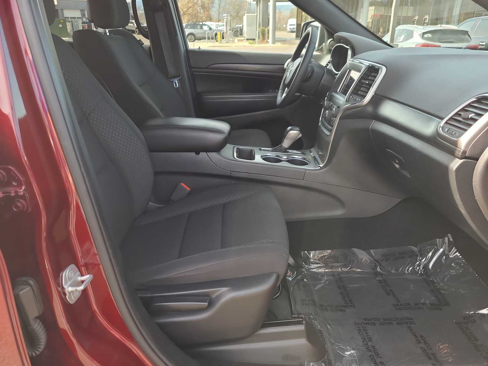 Thumbnail: 2019 Jeep Grand Cherokee - 22