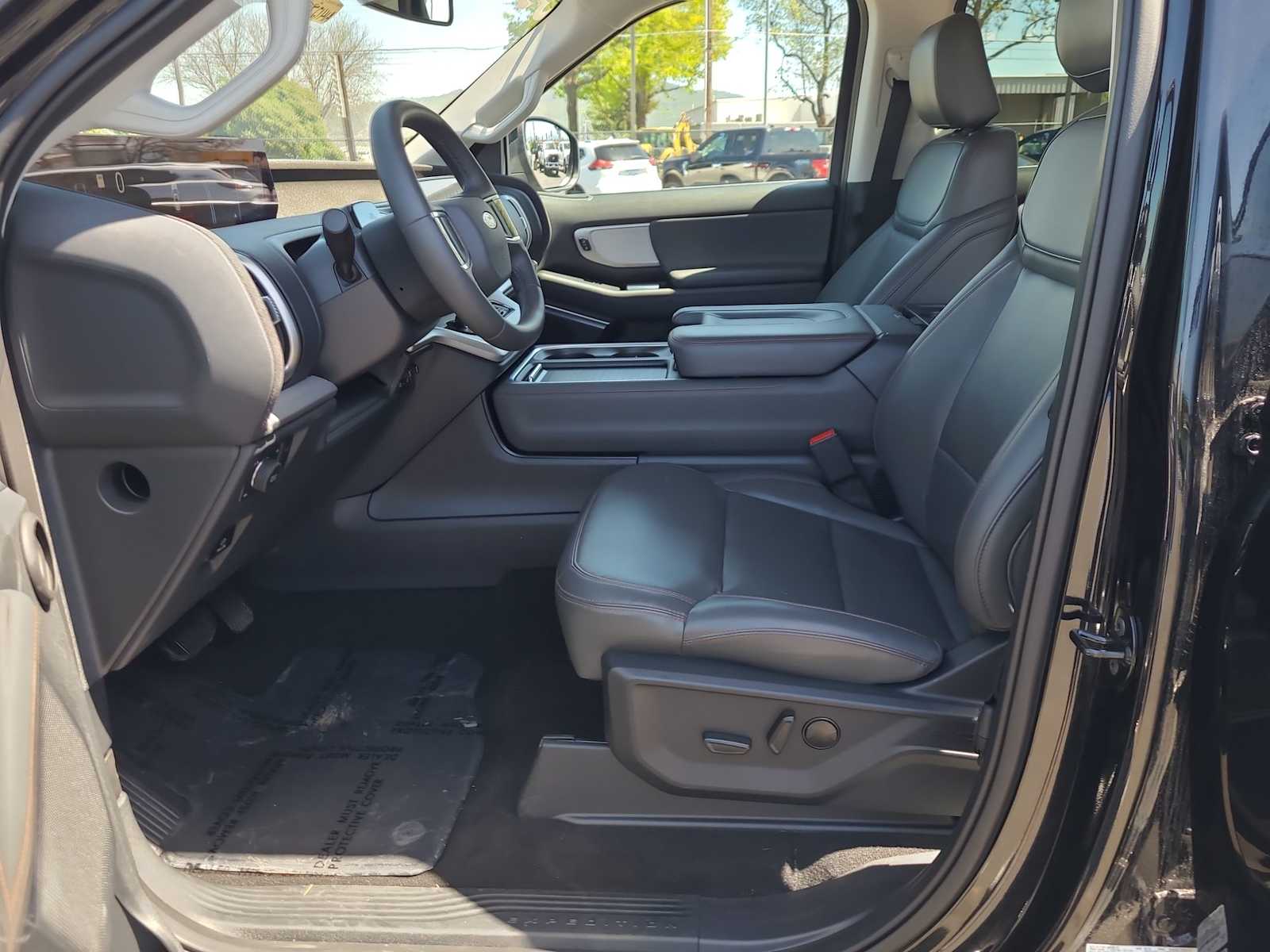 Thumbnail: 2025 Ford Expedition - 19