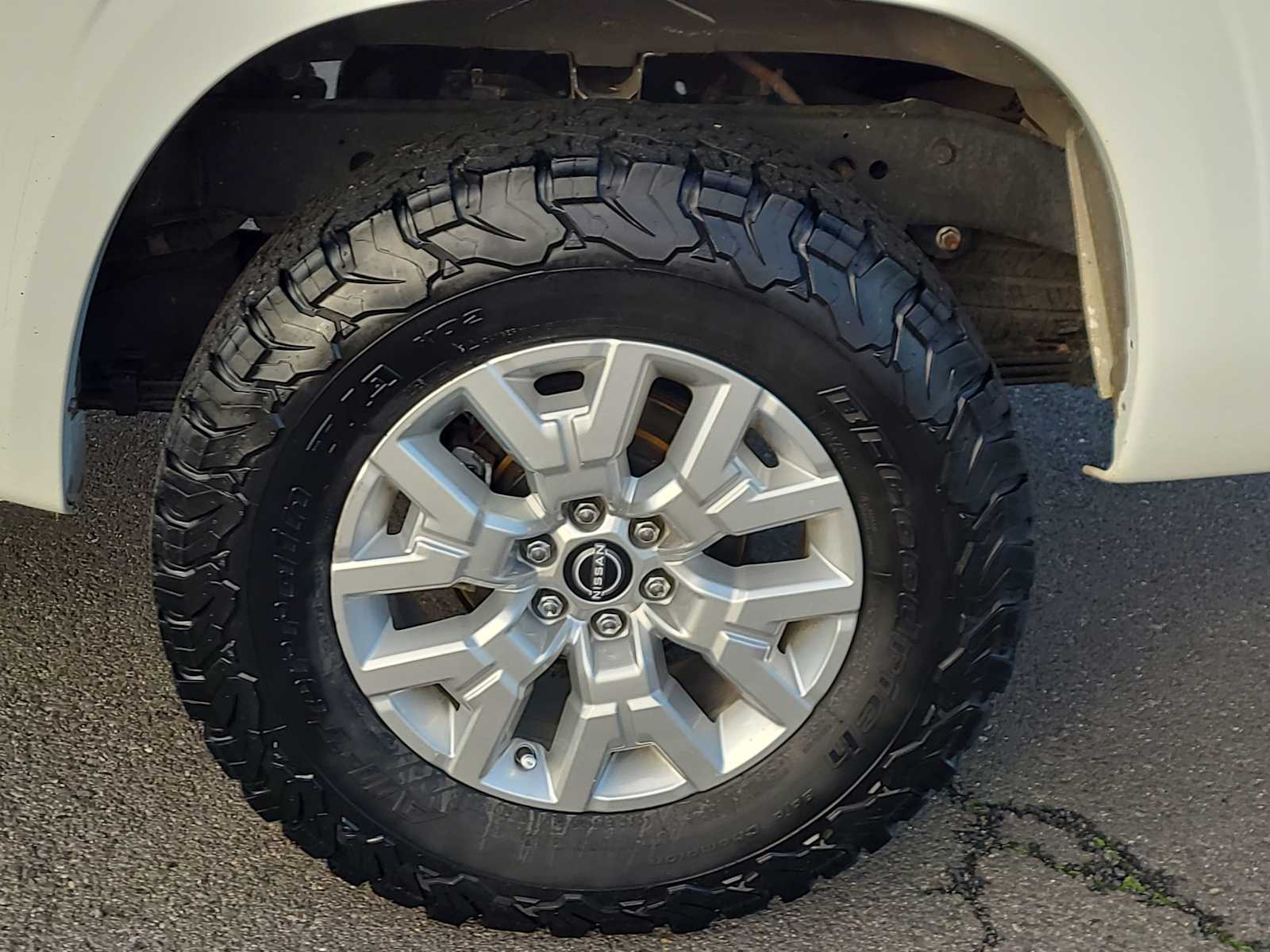 Thumbnail: 2023 Nissan Frontier - 16