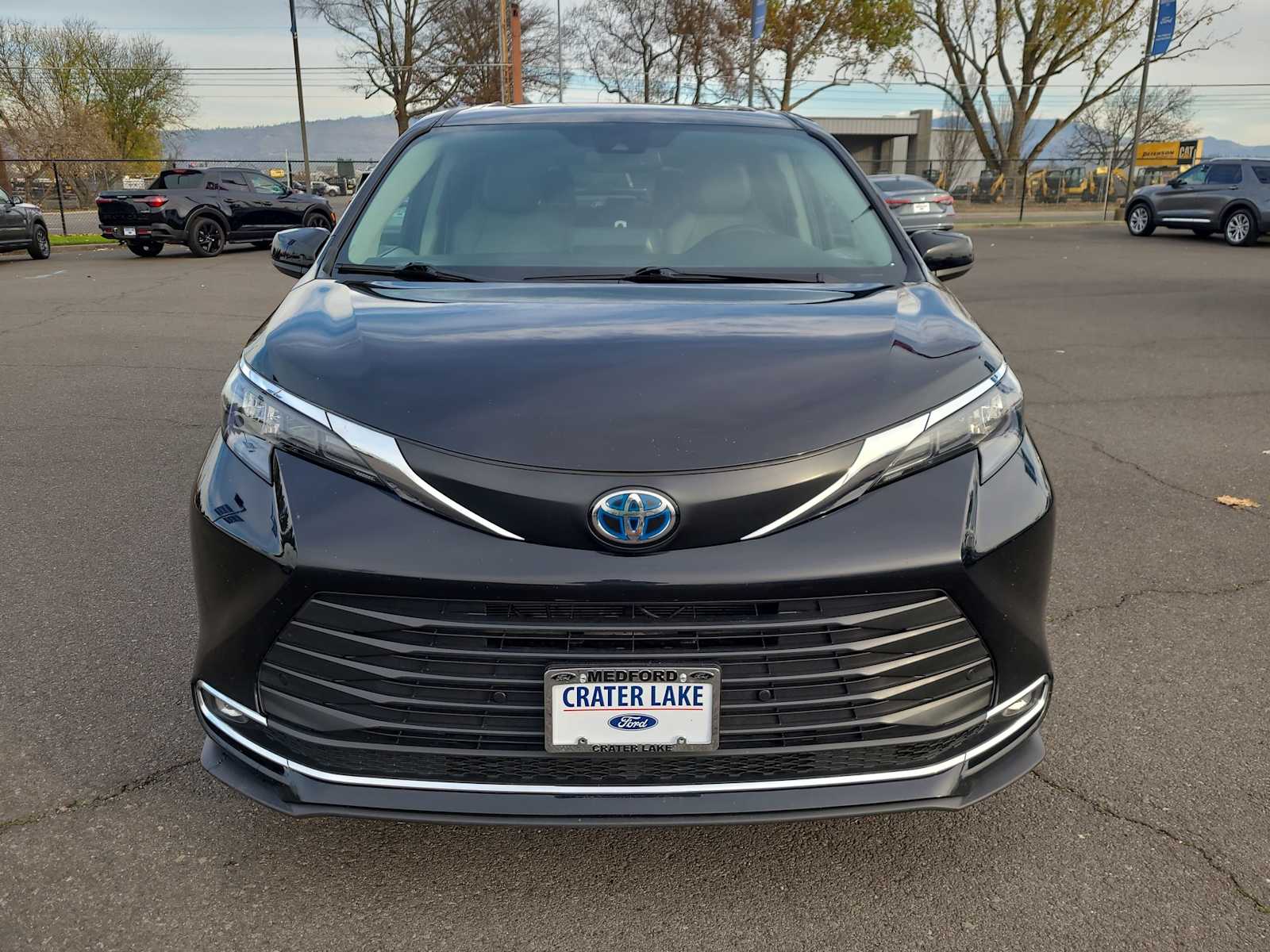 Thumbnail: 2024 Toyota Sienna - 14