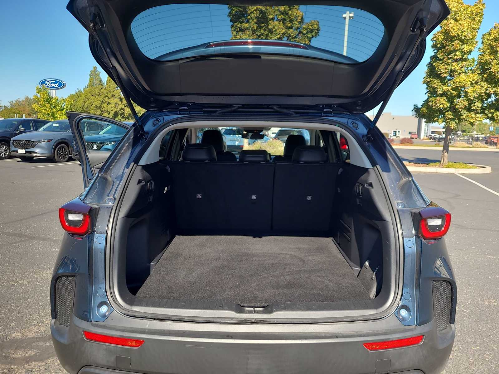 Thumbnail: 2024 Mazda CX-50 - 27