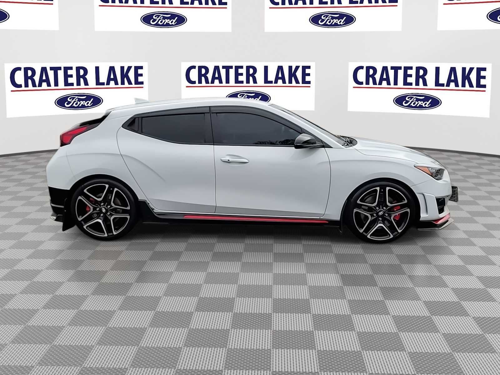 Thumbnail: 2021 Hyundai Veloster - 9