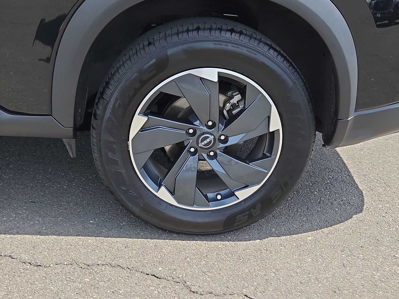 Thumbnail: 2024 Nissan Rogue - 16