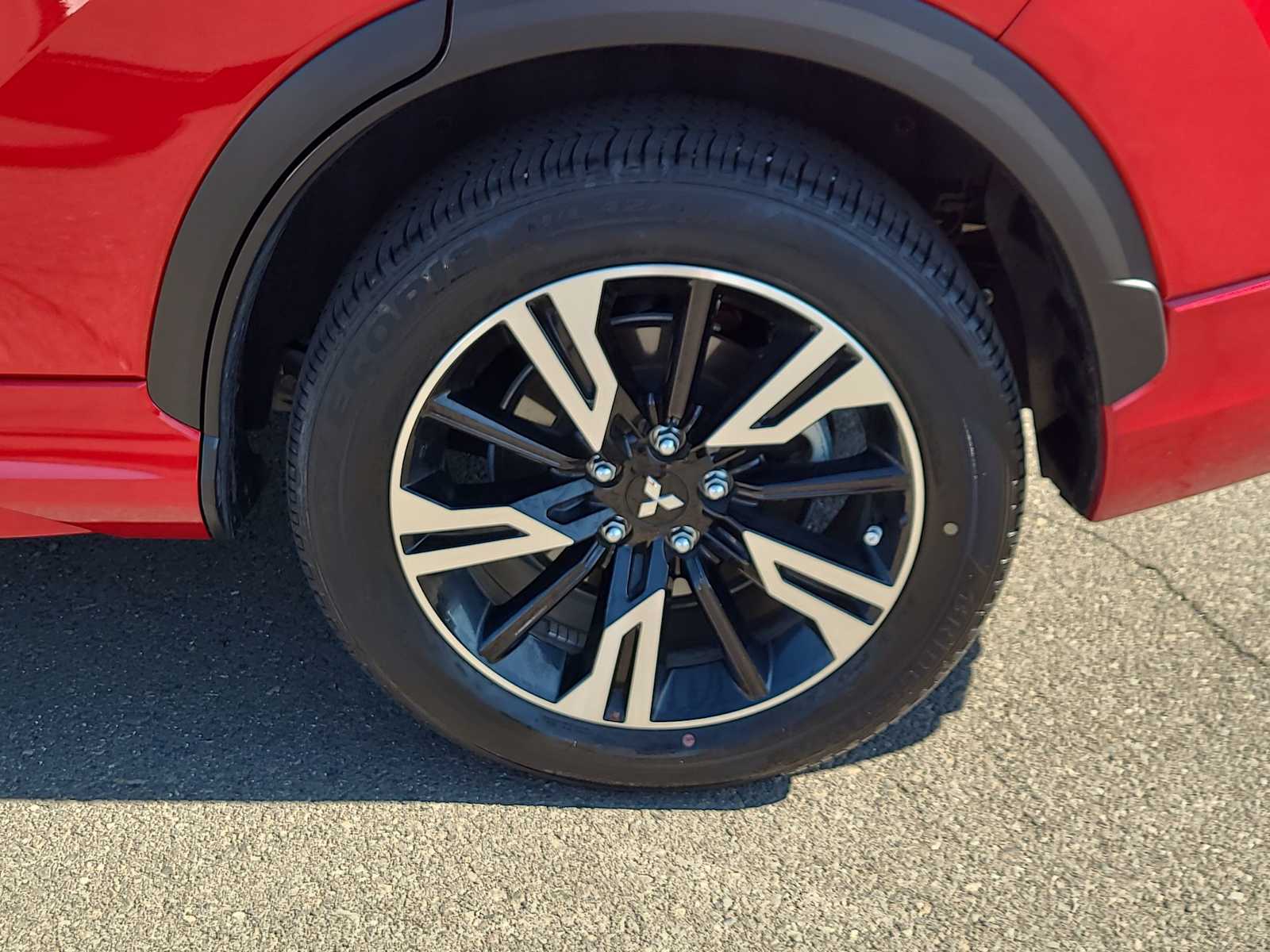 Thumbnail: 2024 Mitsubishi Eclipse Cross - 16