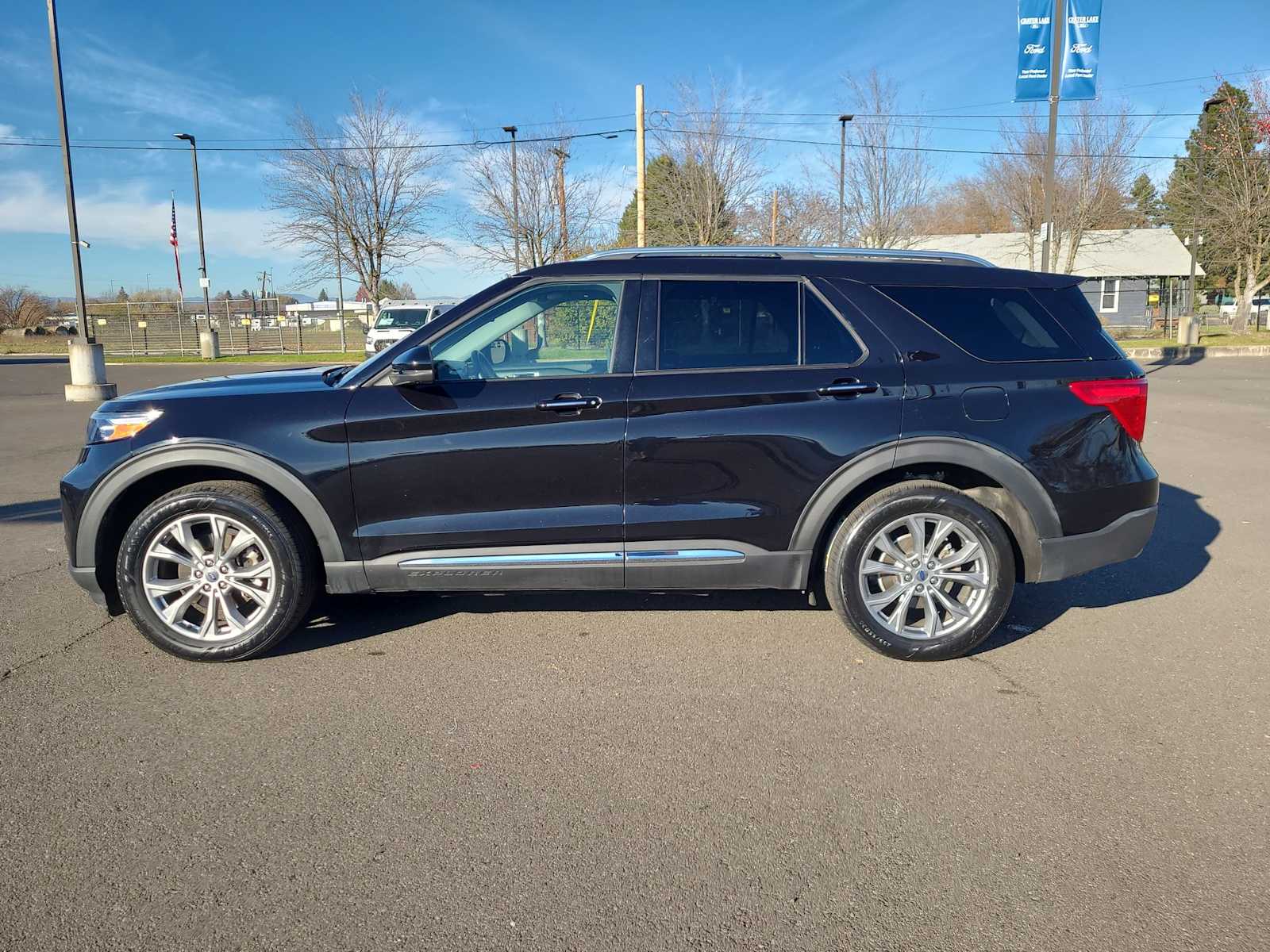 Thumbnail: 2023 Ford Explorer - 11