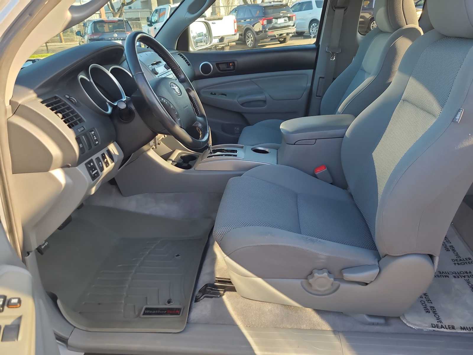 Thumbnail: 2011 Toyota Tacoma - 19