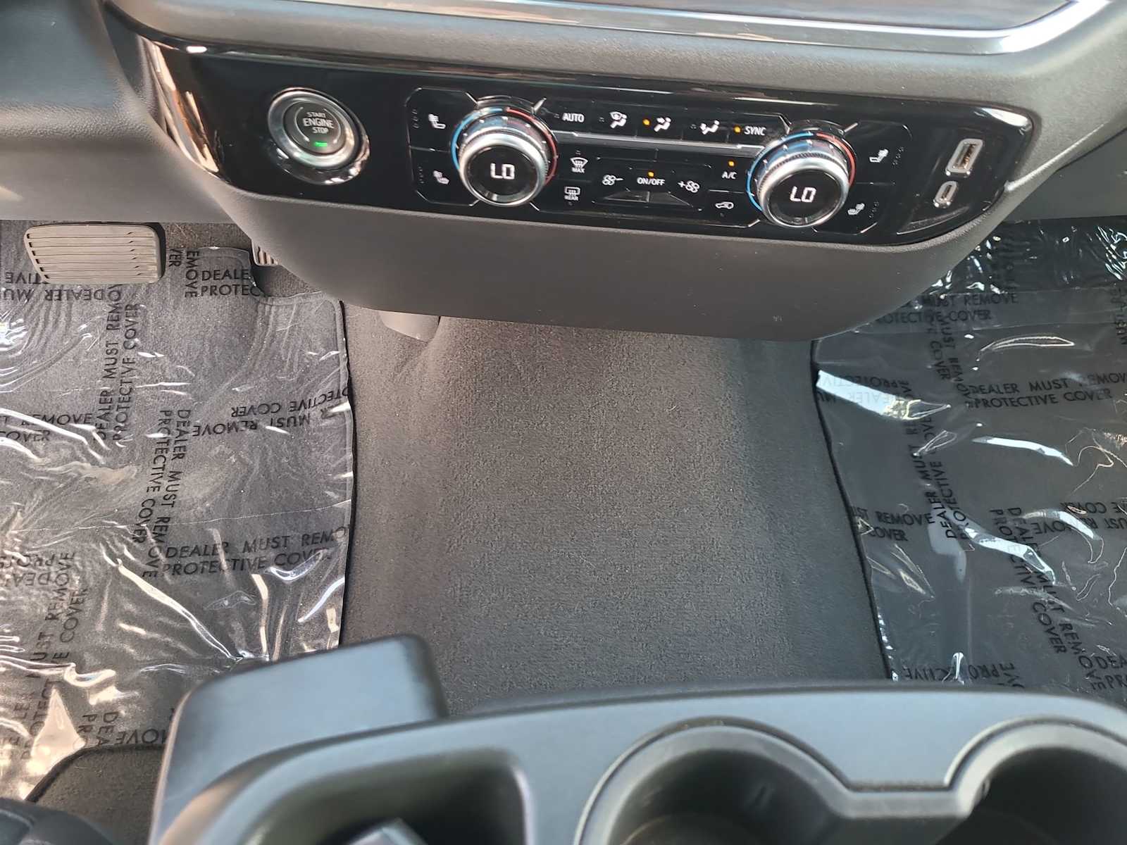 Thumbnail: 2024 GMC Sierra 1500 - 25