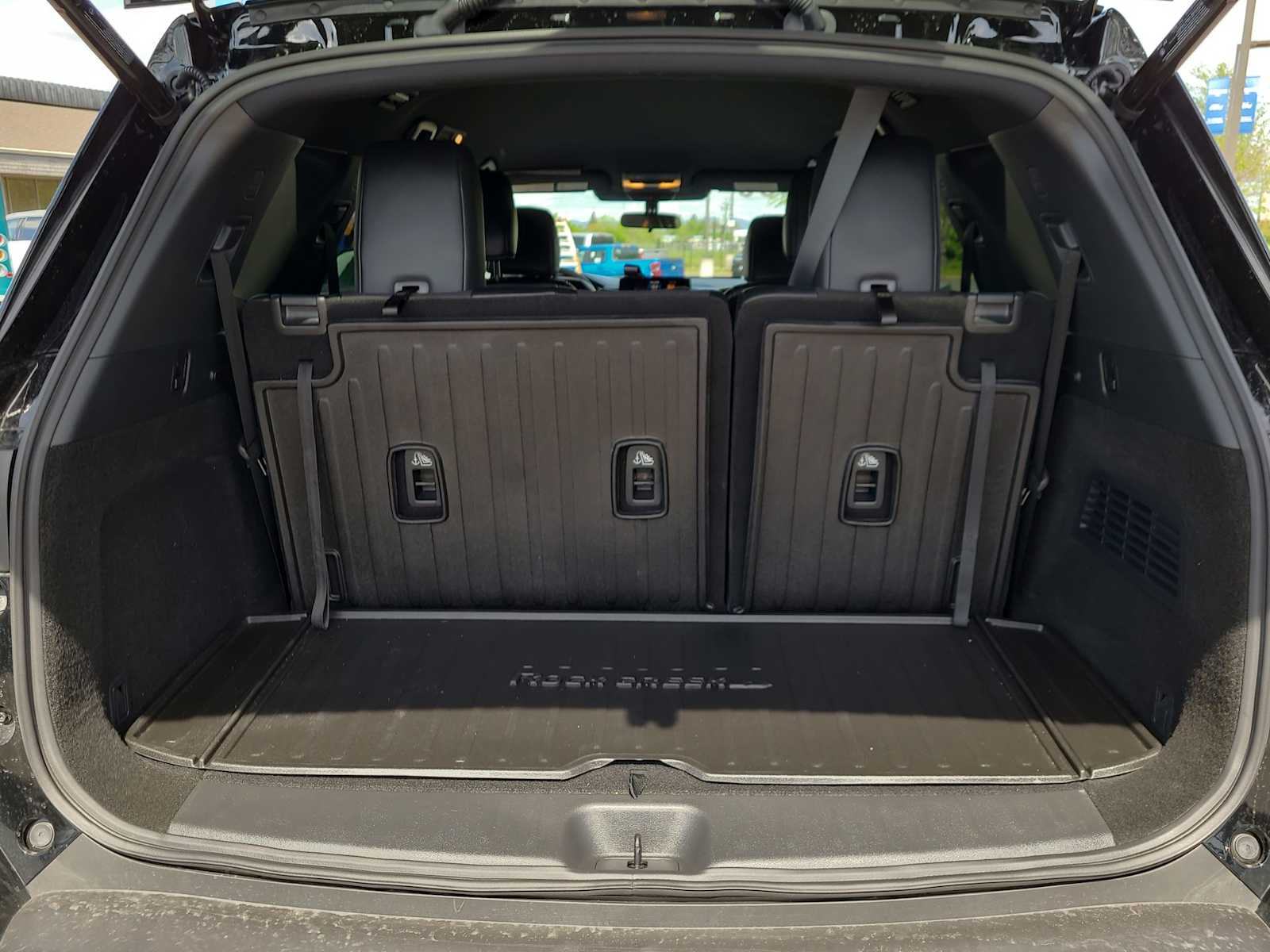 Thumbnail: 2025 Nissan Pathfinder - 27