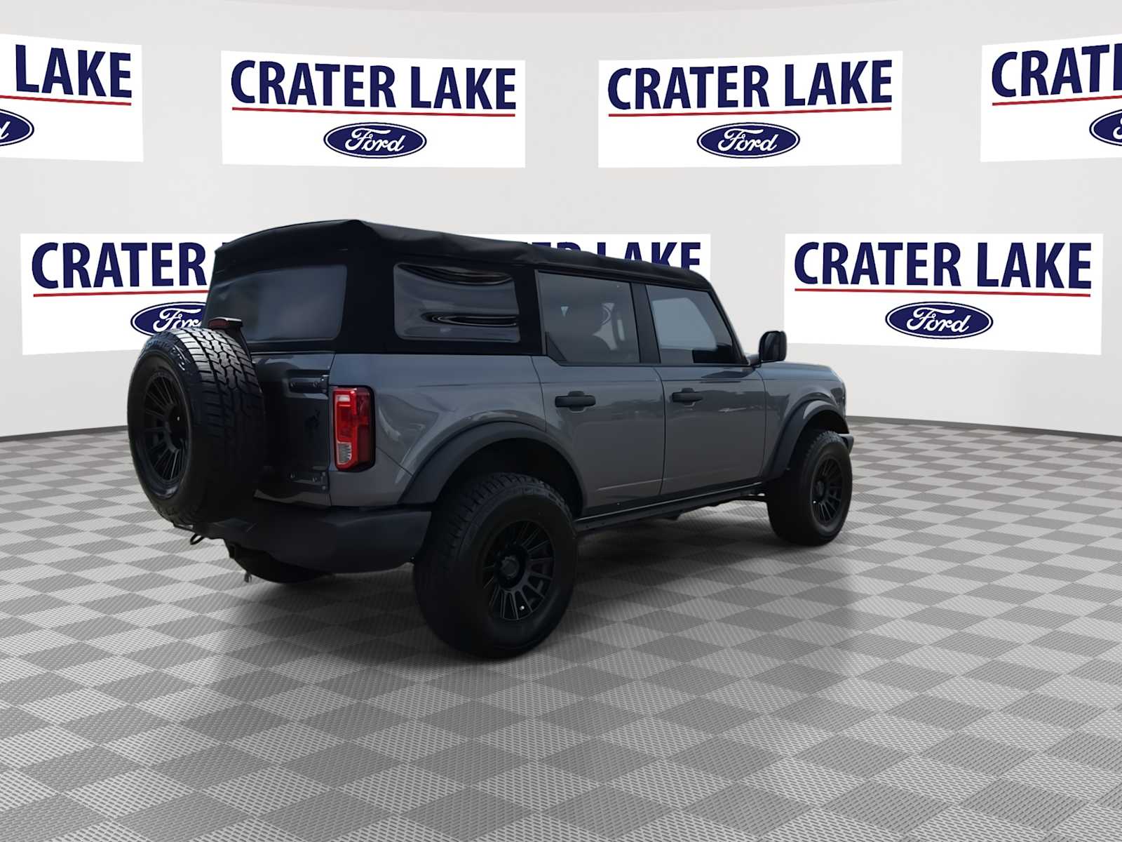 Thumbnail: 2021 Ford Bronco - 8