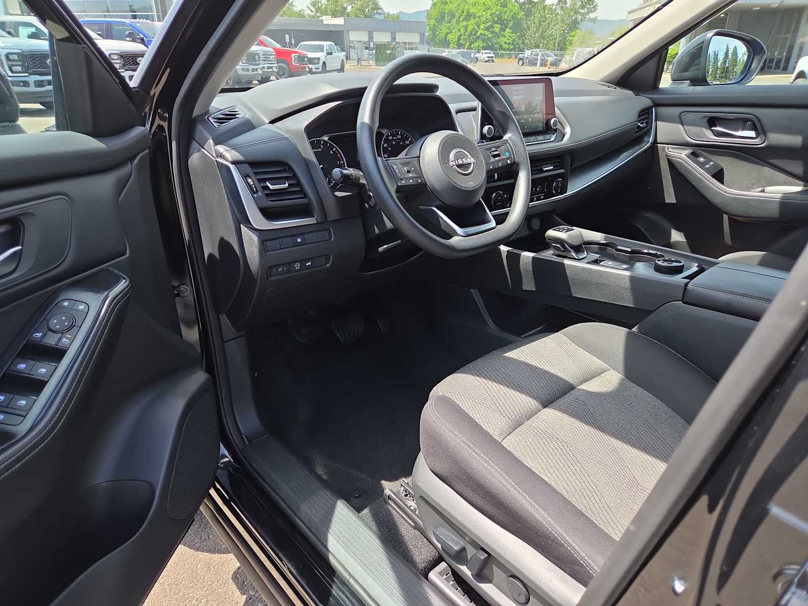 Thumbnail: 2024 Nissan Rogue - 10