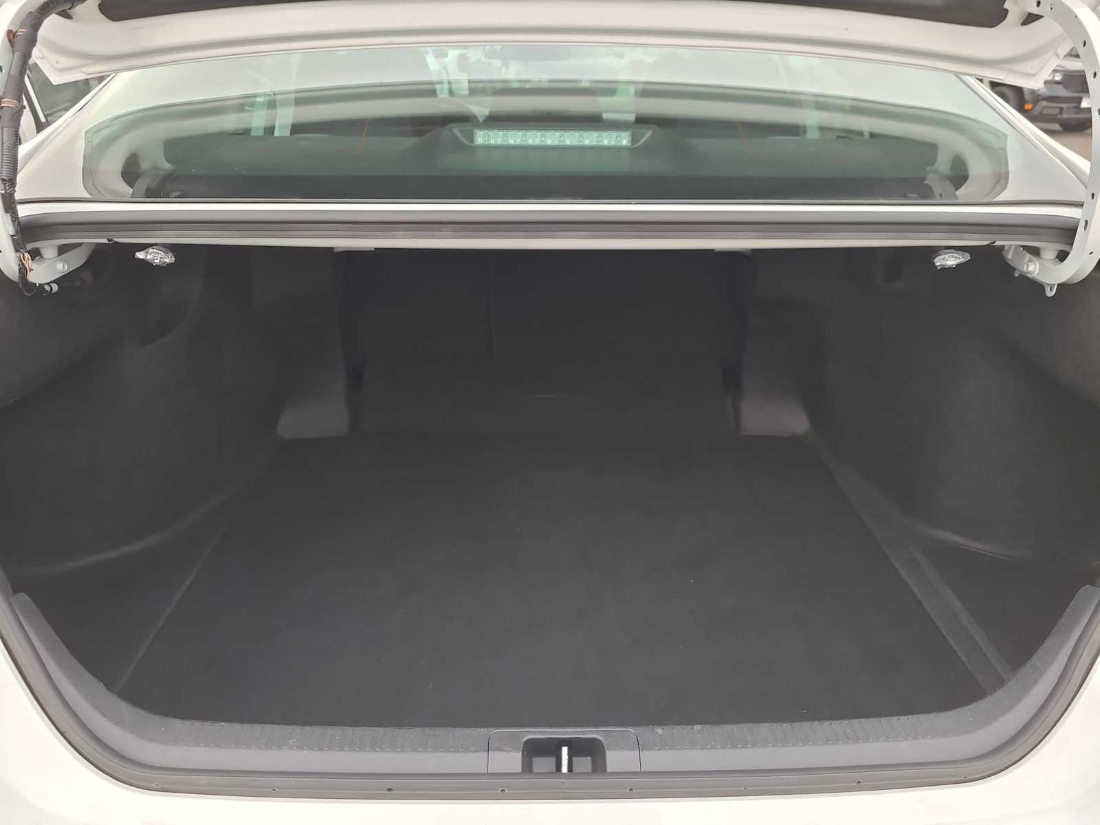 Thumbnail: 2025 Toyota Camry - 27