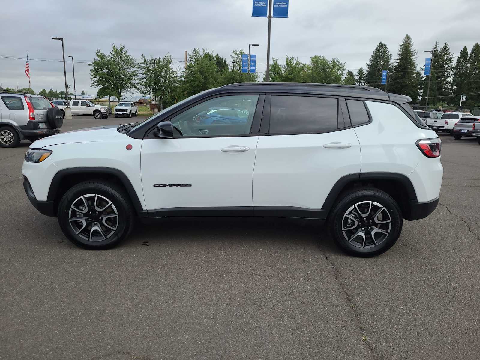 Thumbnail: 2024 Jeep Compass - 11