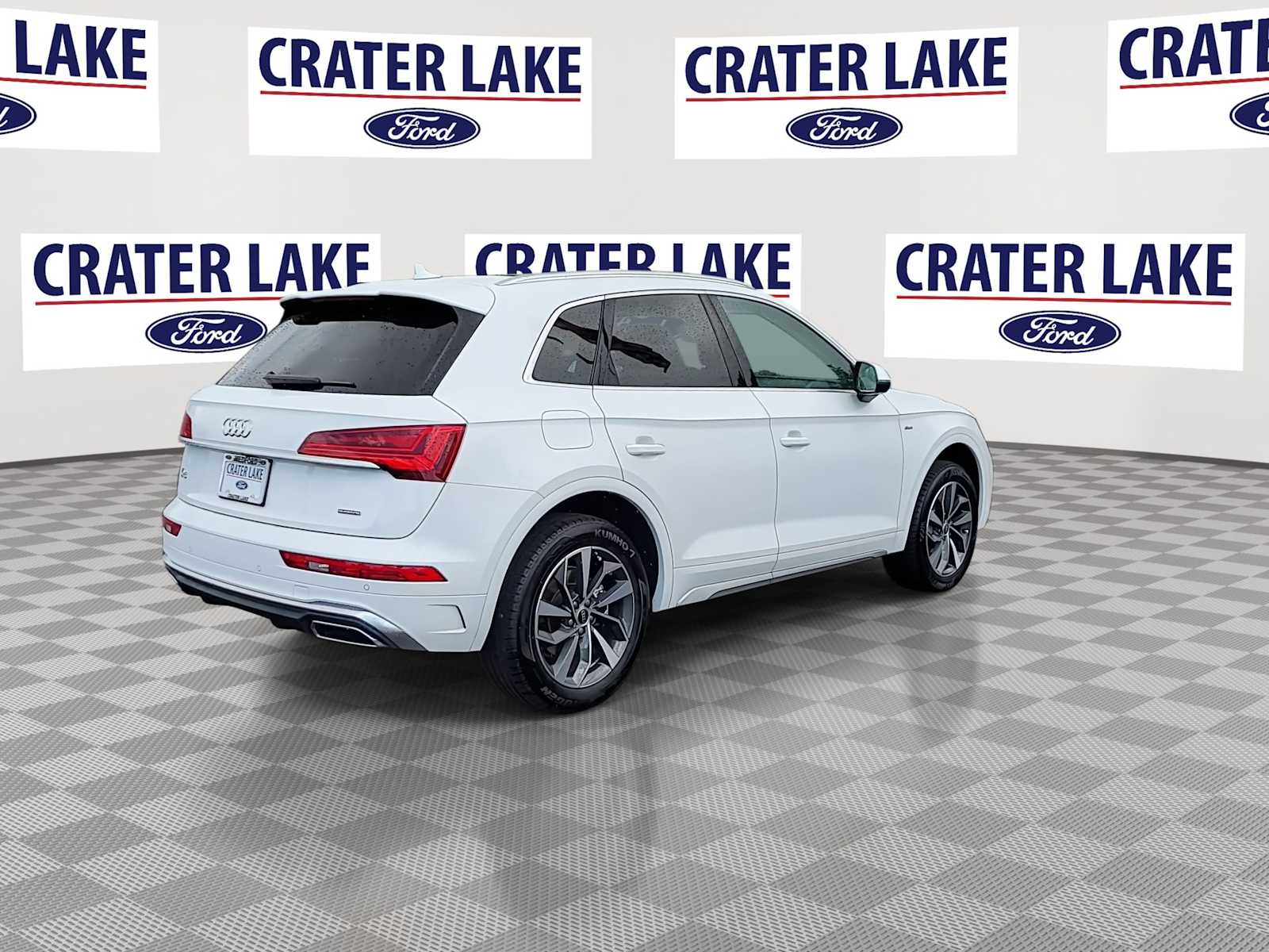 Thumbnail: 2024 Audi Q5 - 8